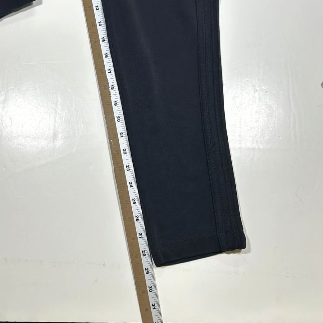 Athleta EUC Athleta Black Ankle Athletic Track Pants Womens XXS Size 24" / US 00 / IT 34 - 5 Thumbnail