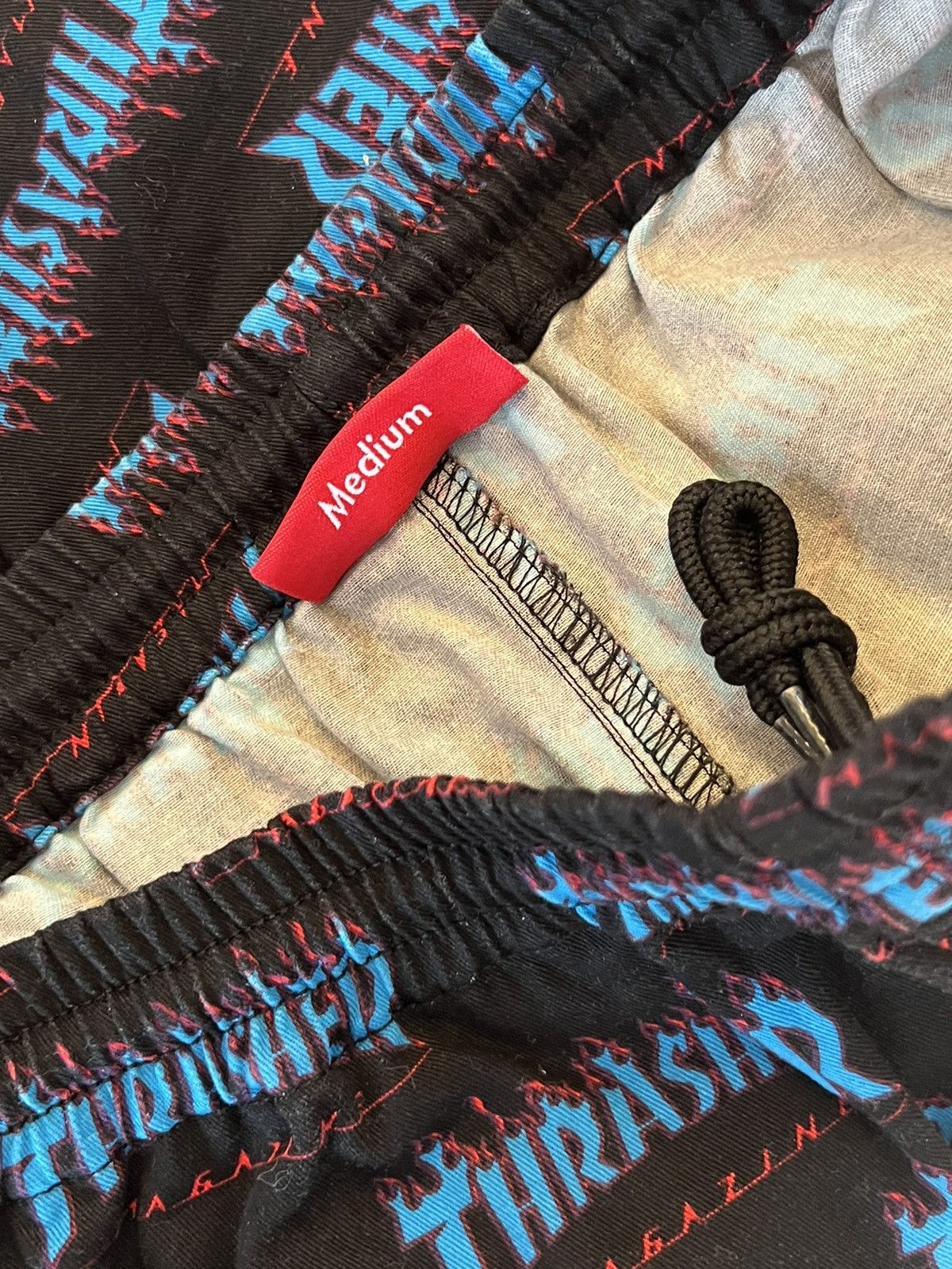 Supreme × Thrasher NEW Supreme x Thrasher Shorts Fire Black Blue Size Medium Size US 32 / EU 48 - 8 Thumbnail