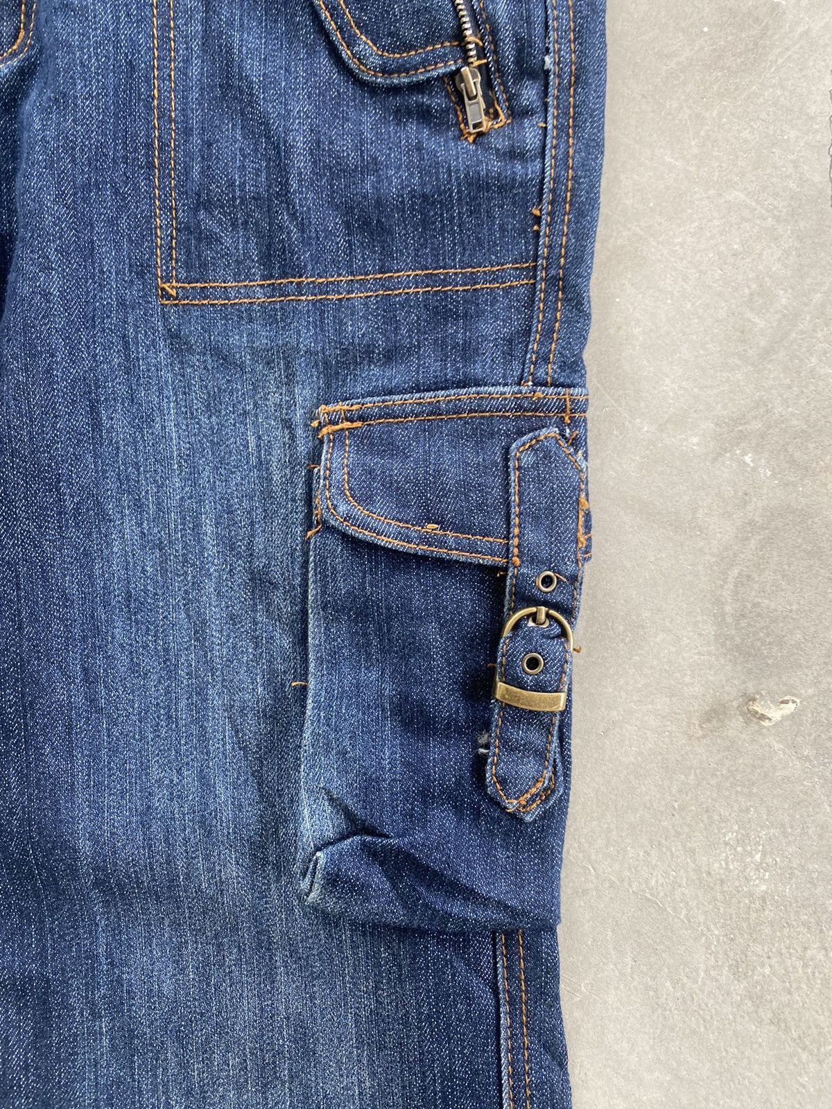 Japanese Brand × Vintage UNBRANDED CARGO JEANS FLARED BOTTOM Size US 31 - 4 Thumbnail