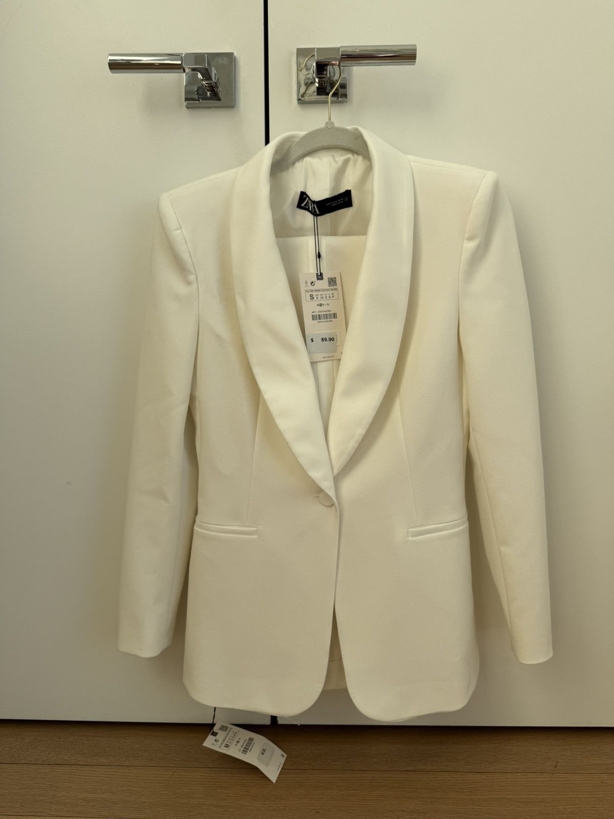 Zara ZARA White Blazer (Tags on / New) Size S / US 4 / IT 40 - 1 Preview