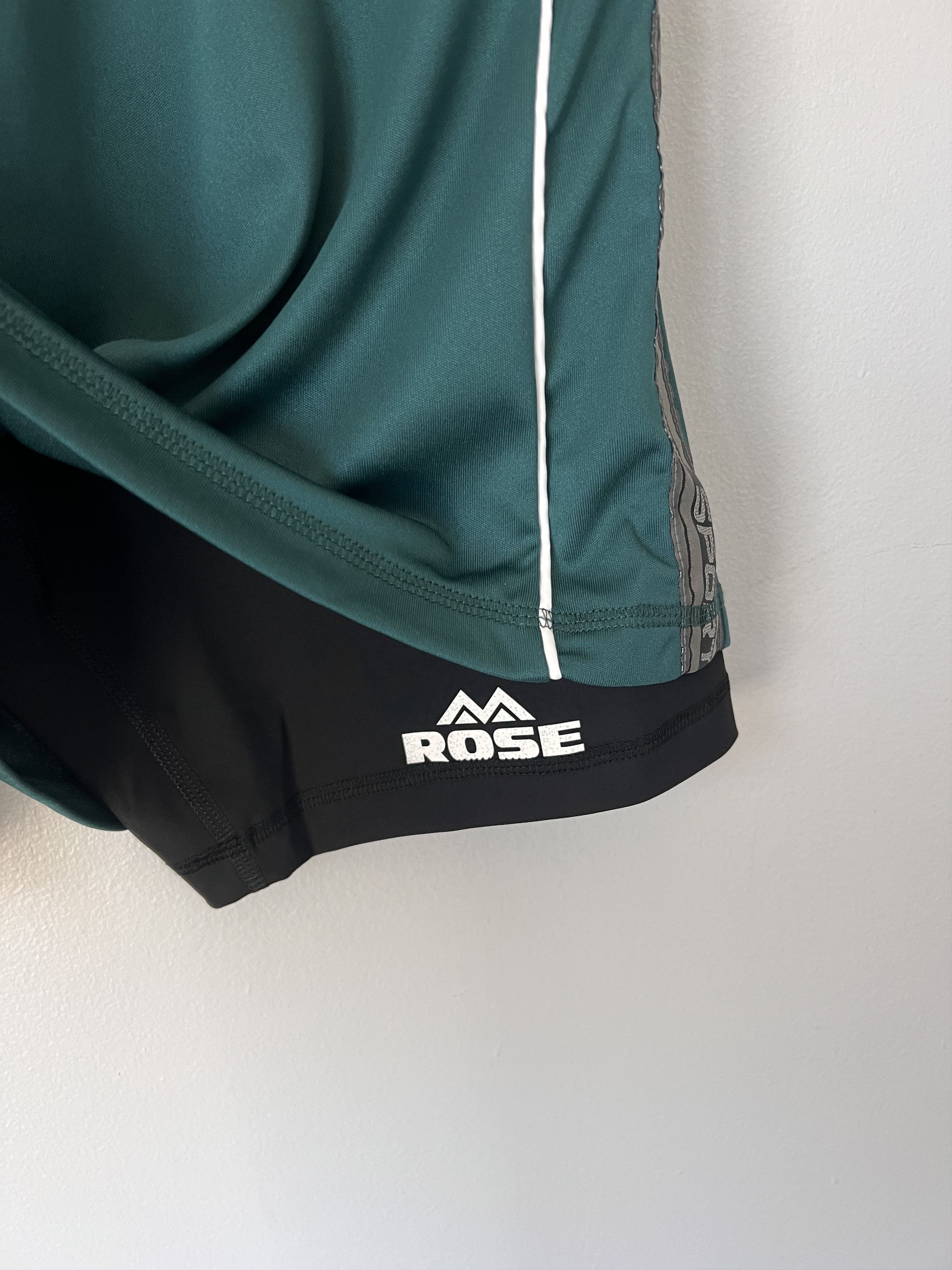Martine Rose Martine Rose Double Football Shorts in Green Size US 36 / EU 52 - 4 Thumbnail