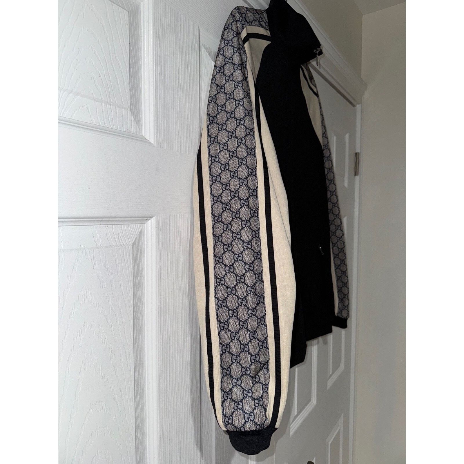 Gucci Gucci Black Oversized Technical Jersey Bomber Track Jacket S Size US S / EU 44-46 / 1 - 7 Thumbnail