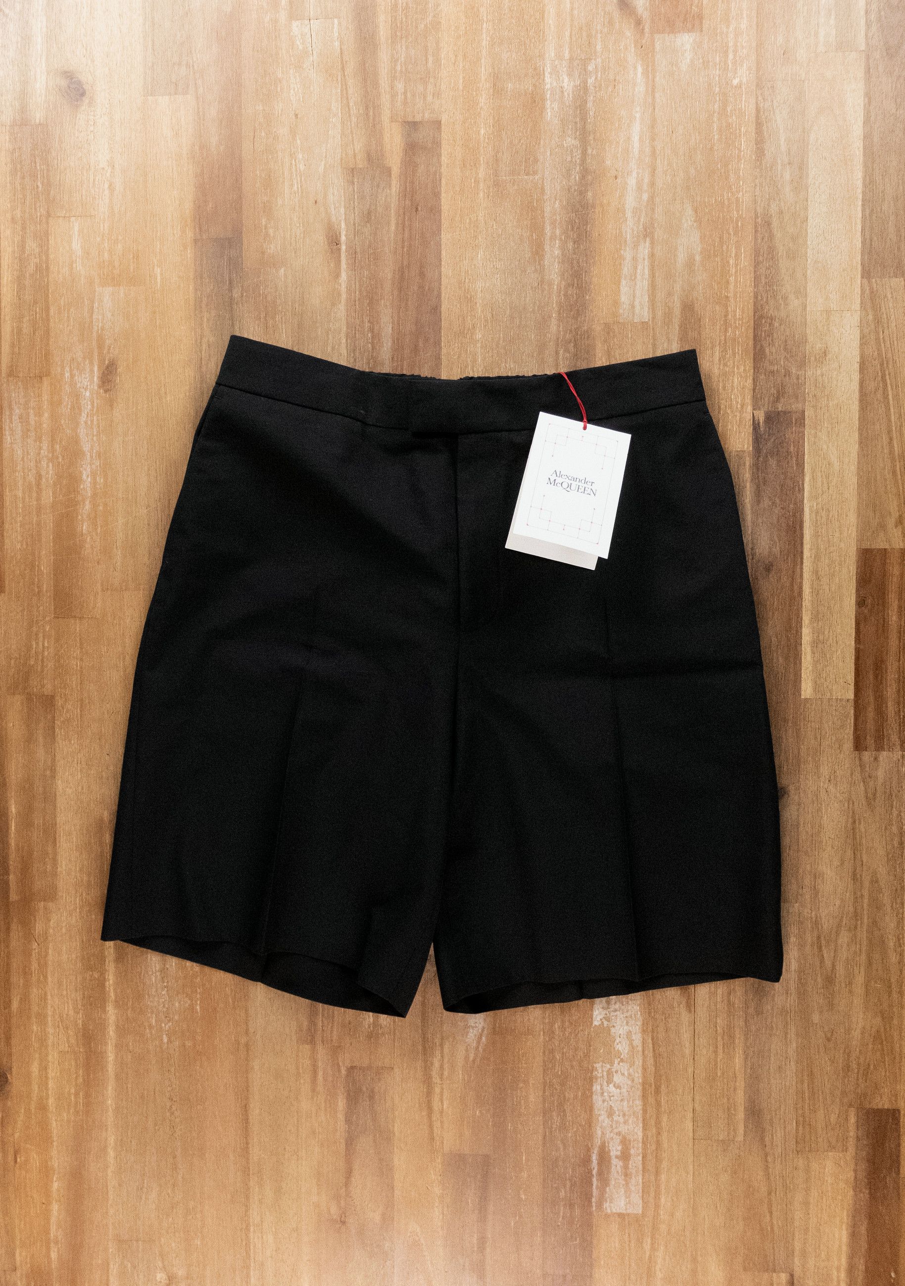 Alexander McQueen ALEXANDER MCQUEEN black cotton mohair wool shorts Size 36 Size US 36 / EU 52 - 1 Thumbnail