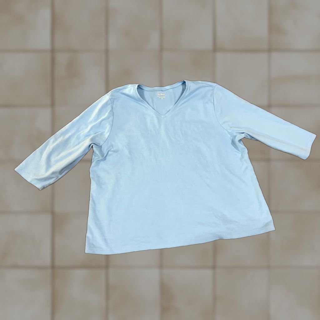 Vintage L.L. Bean Long Sleeve Shirt Womens 3X Blue Cotton Casual Tee Lightweight V-Neck Shirt Women Plus Size T-Shirt Size XXL / US 16-18 / IT 52-54 - 1 Thumbnail