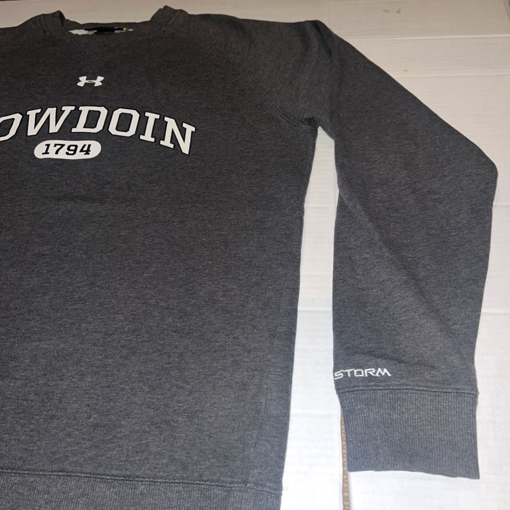 Under Armour Under Armour Sweatshirt Men's M Gray Bowdoin College Logo Polar Bears Crew Neck Long Sleeve Knit Cotton All Seasons Pullover Regular Fit Size US M / EU 48-50 / 2 - 4 Thumbnail