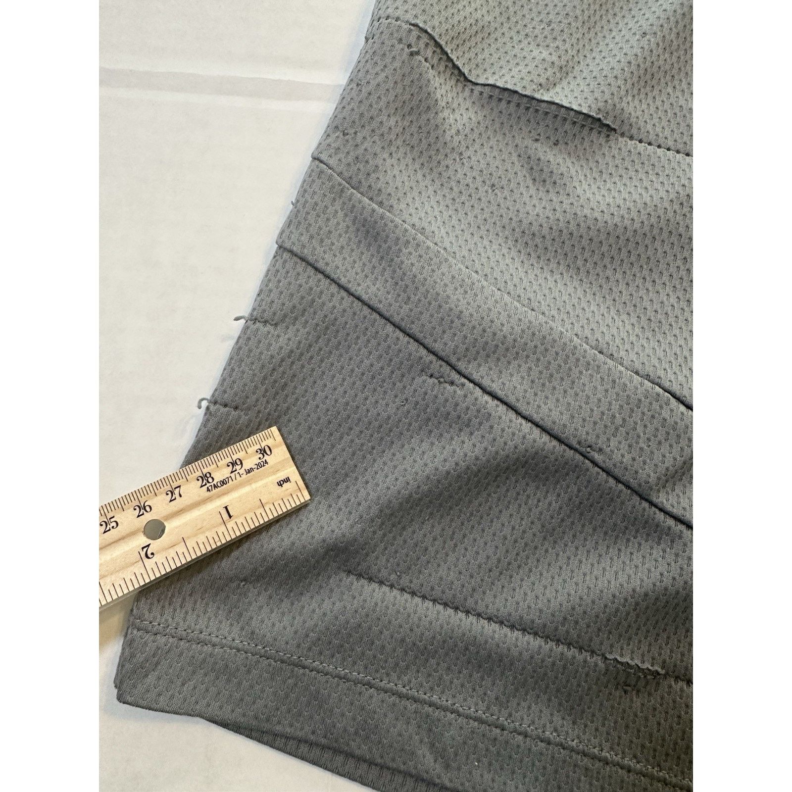 Nike Nike Icon Dri Fit Shorts Gray Medium Basketball drawstring Size US 26 / EU 42 - 3 Thumbnail