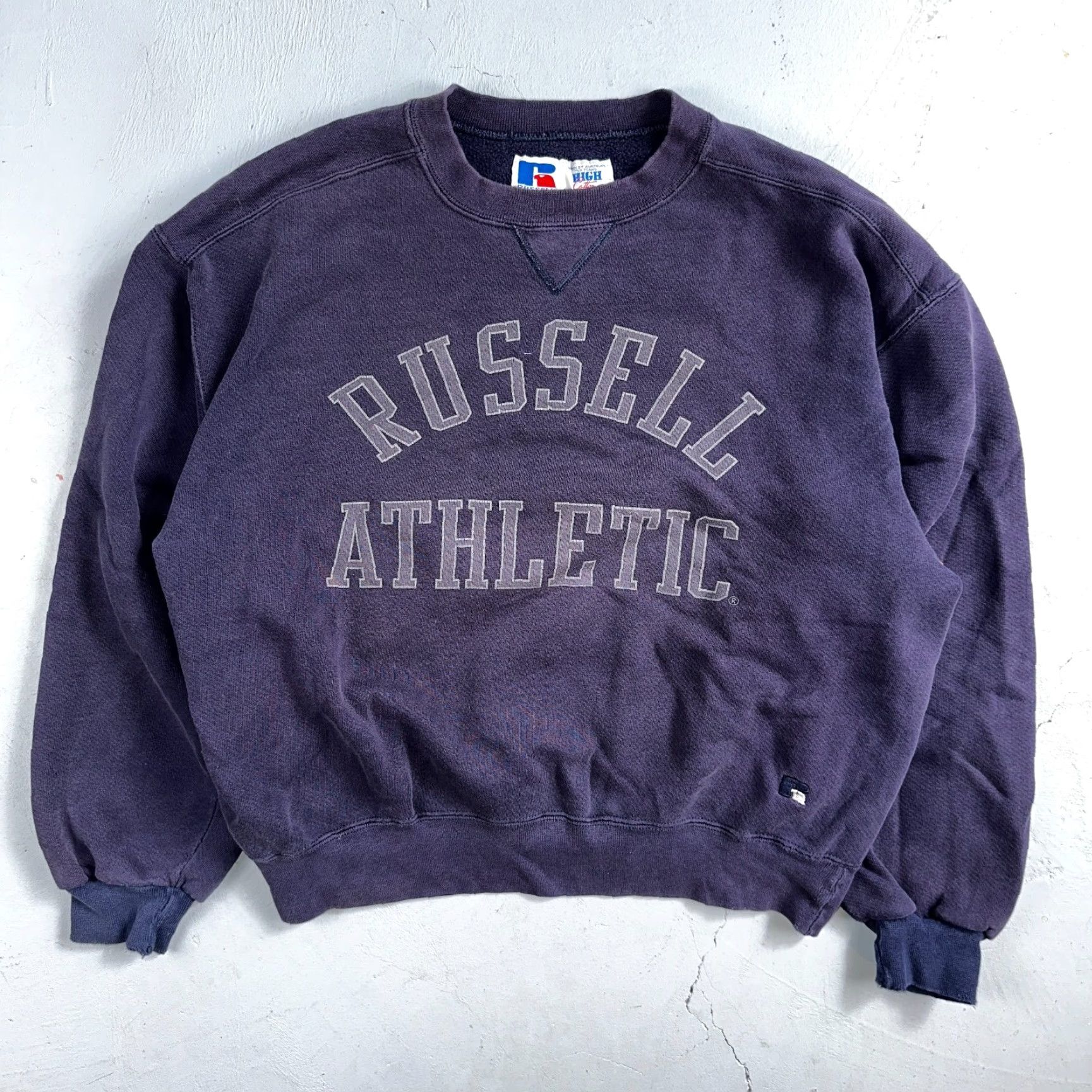 Russell Athletic VINTAGE Russell Athletic Sweatshirt Crewneck Purple Navy 80s 90s Jumper Warm Up V Mens/Unisex Adults L Purple Logo 90s Sweatshirt Pullover Size US L / EU 52-54 / 3 - 2 Thumbnail