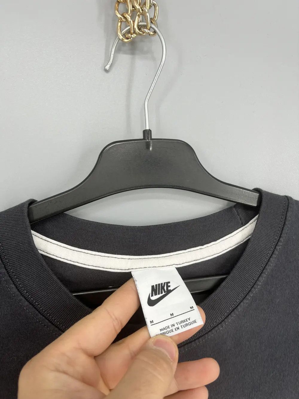 Other Vintage Y2K Nike Center Swoosh Logo T-Shirt Size US M / EU 48-50 / 2 - 7 Thumbnail