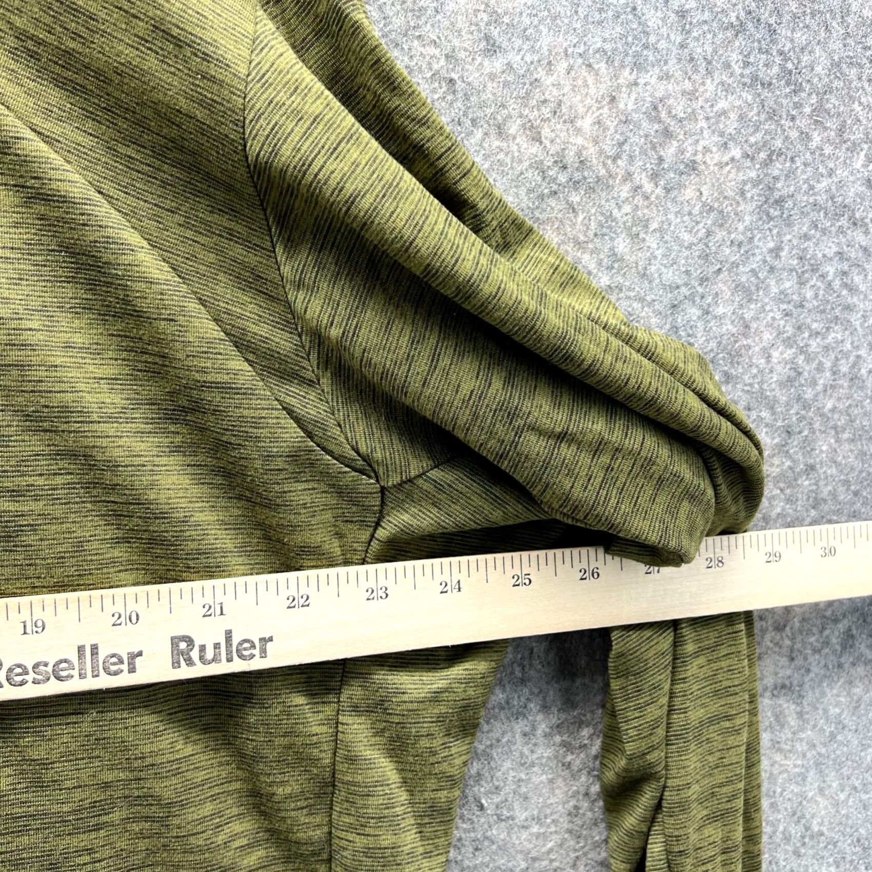 Vintage REI Shirt Men XL Heather Green Long Sleeve Crewneck Logo All Seasons T-Shirt Regular Size US XL / EU 56 / 4 - 3 Thumbnail