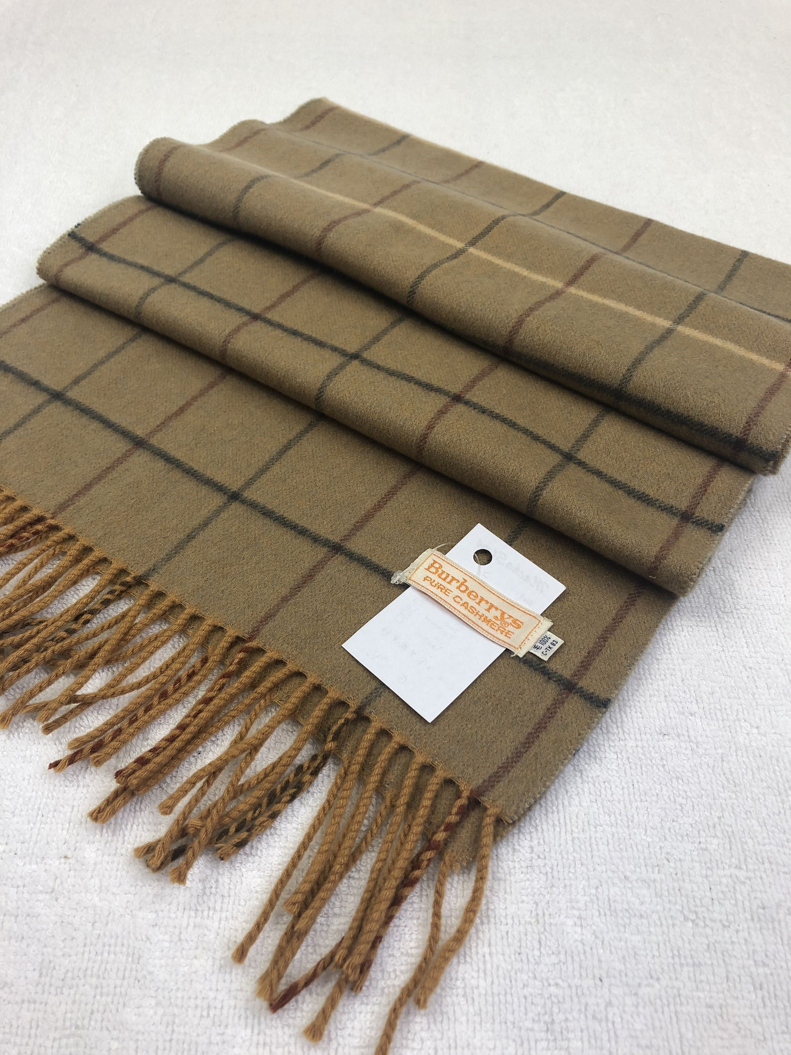 Burberry Burberry Pure Cashmere Scarf / Muffler / Neckwear Size ONE SIZE - 3 Thumbnail