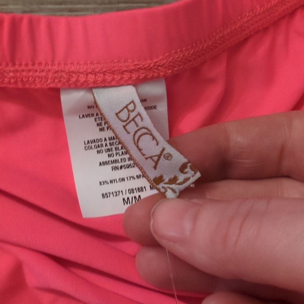 Other Becca hot pink swim skirt cover-up size medium Size ONE SIZE - 6 Thumbnail