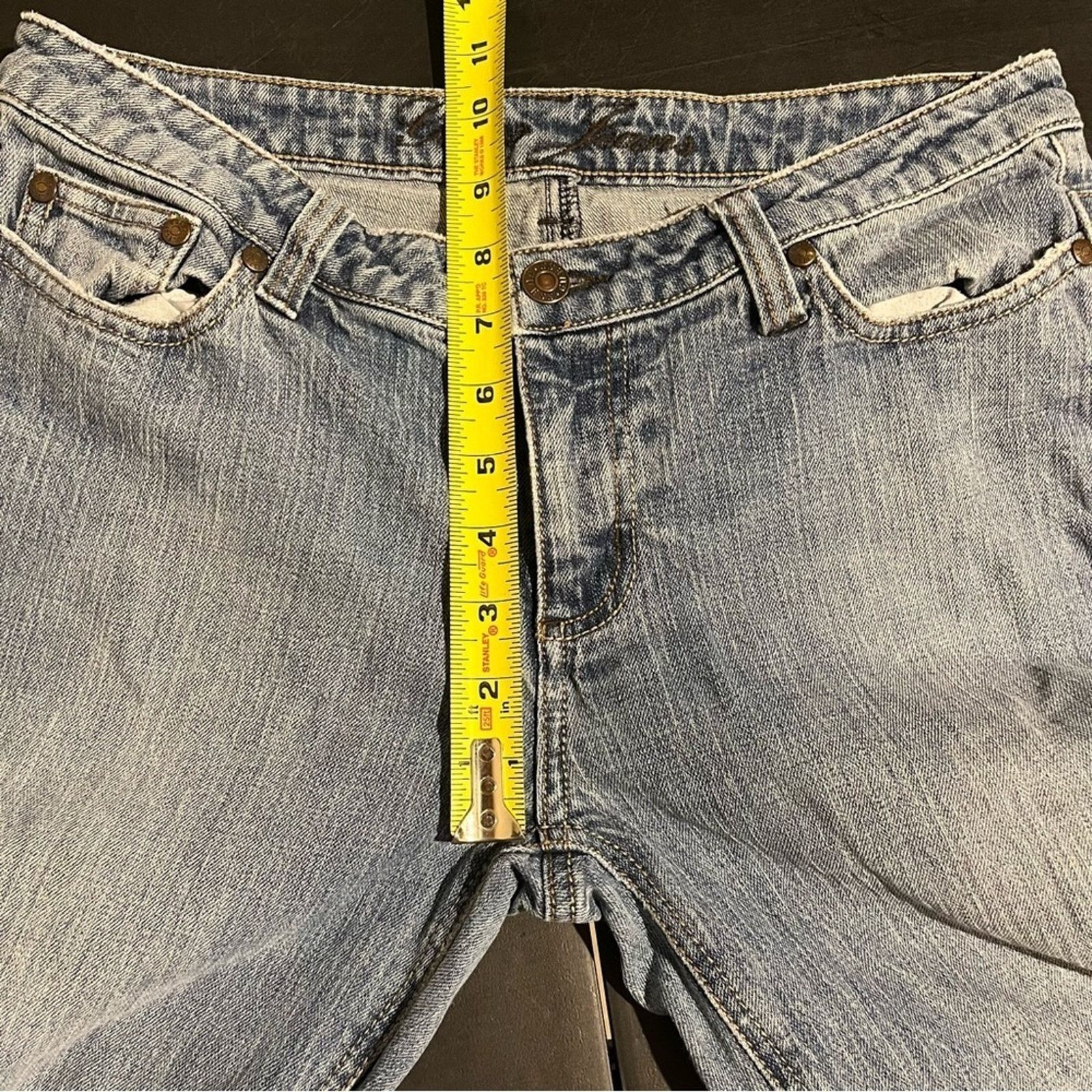 Guess Guess Jeans Women’s Sz 29 Bootcut Back Flap Pockets Low Rise Size 29" - 7 Thumbnail