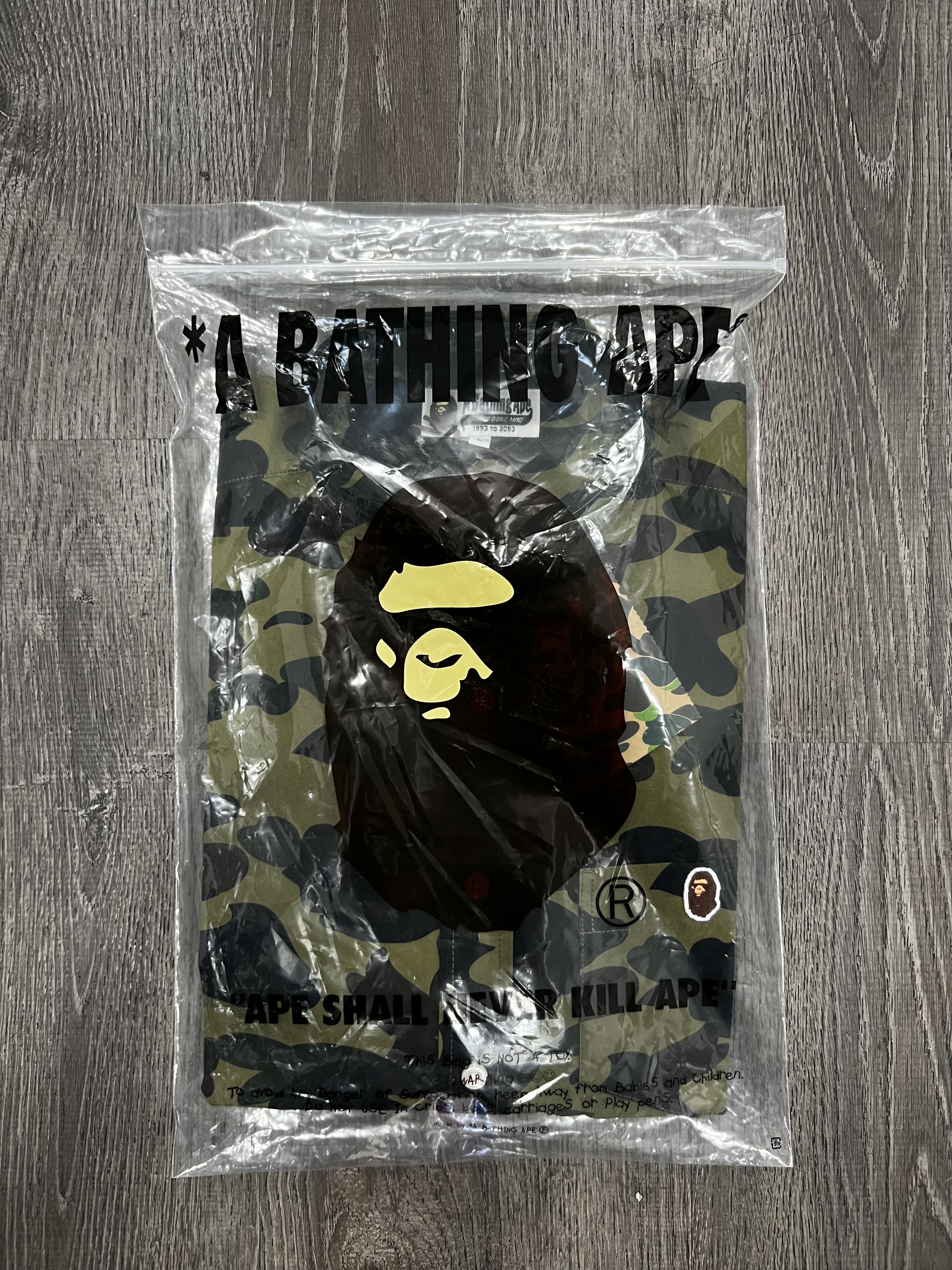 Bape Bape 1st camo BD L/S Button Up Tee Sz L New Size US L / EU 52-54 / 3 - 12 Thumbnail