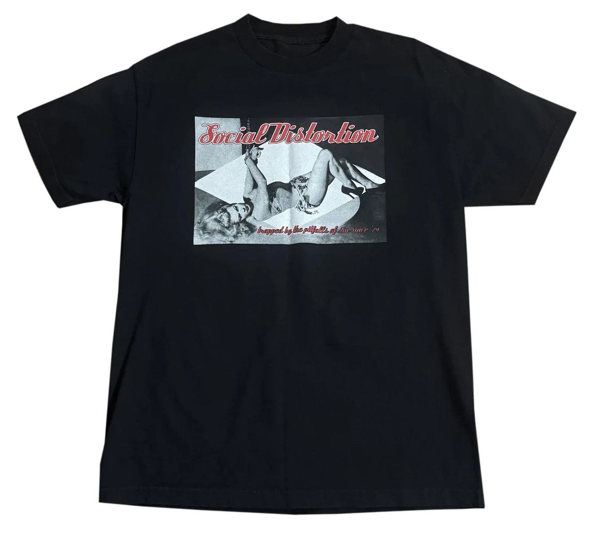 Giant Vintage Social Distortion 2001 Tour T Shirt (Size L) Size US L / EU 52-54 / 3 - 1 Thumbnail
