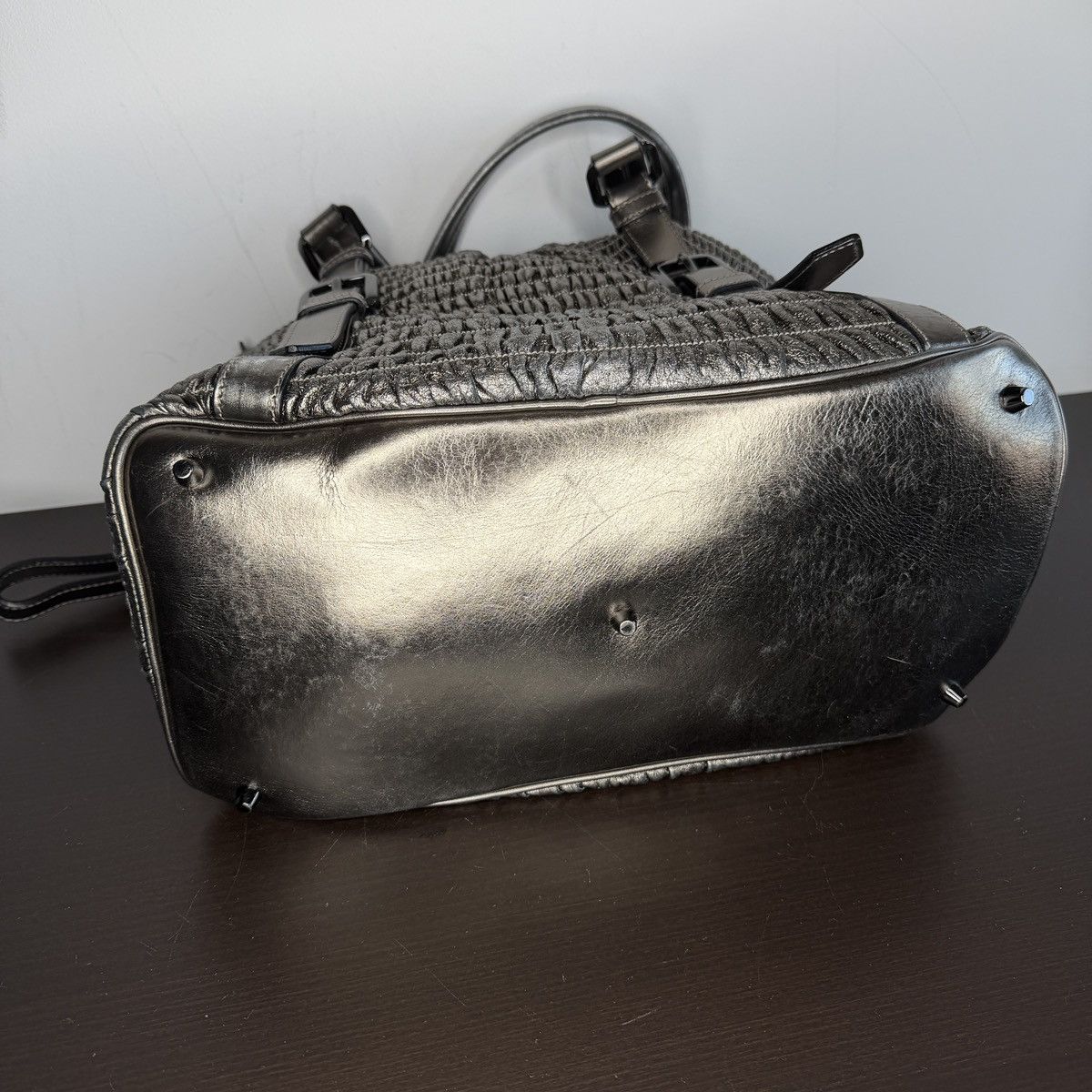 Burberry Burberry Silver Leather Runaway Calf Skin Curvy Bag Size ONE SIZE - 13 Thumbnail
