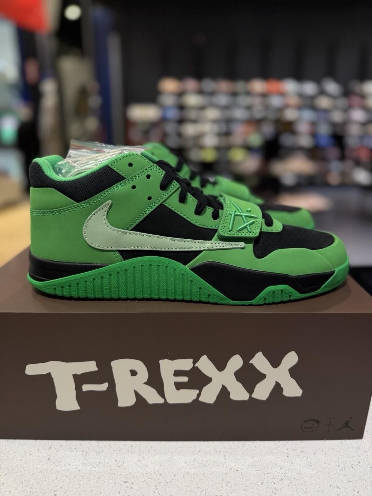 Jordan Brand Nike Jordan CJ1 T-Rexx x Travis Scott Green Spark Size 11 Size US 11 / EU 44 - 2 Thumbnail
