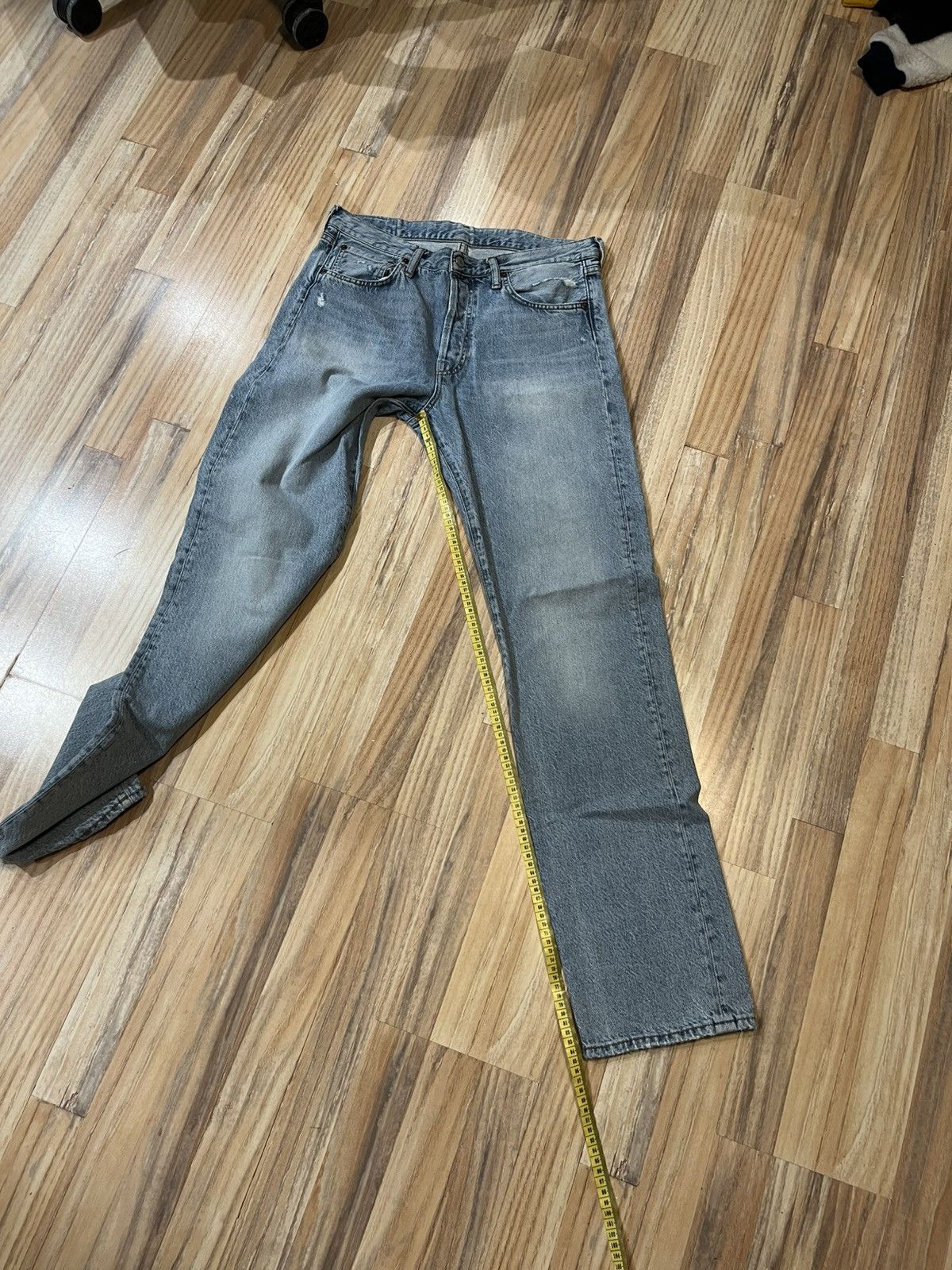 Acne Studios 32x34 1996 Light Blue Trash distressed jeans