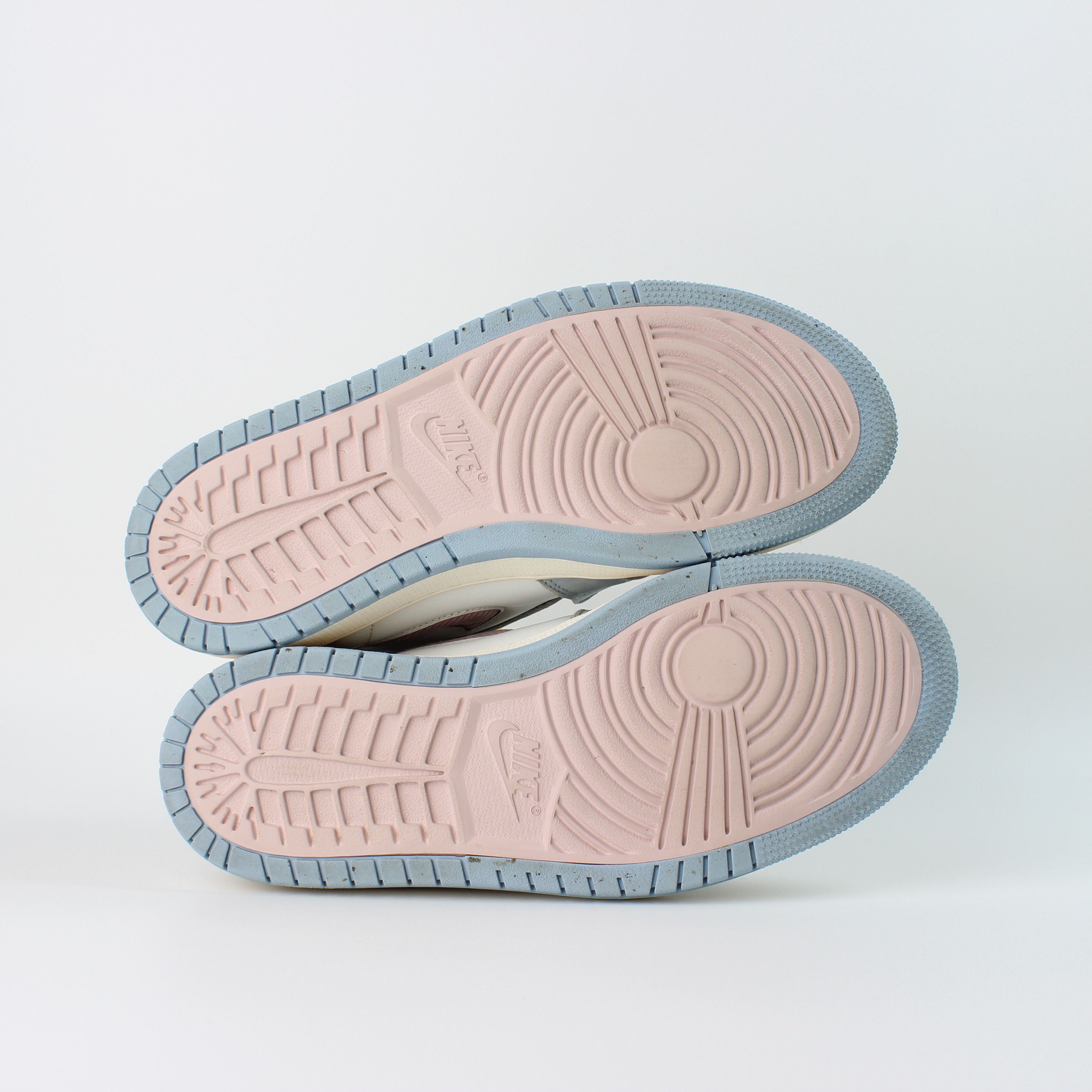 Nike (W) Jordan 1 Zoom Air CMFT Pink Oxford Plum Fog DQ5092-651 Size US 8 / IT 38 - 7 Thumbnail