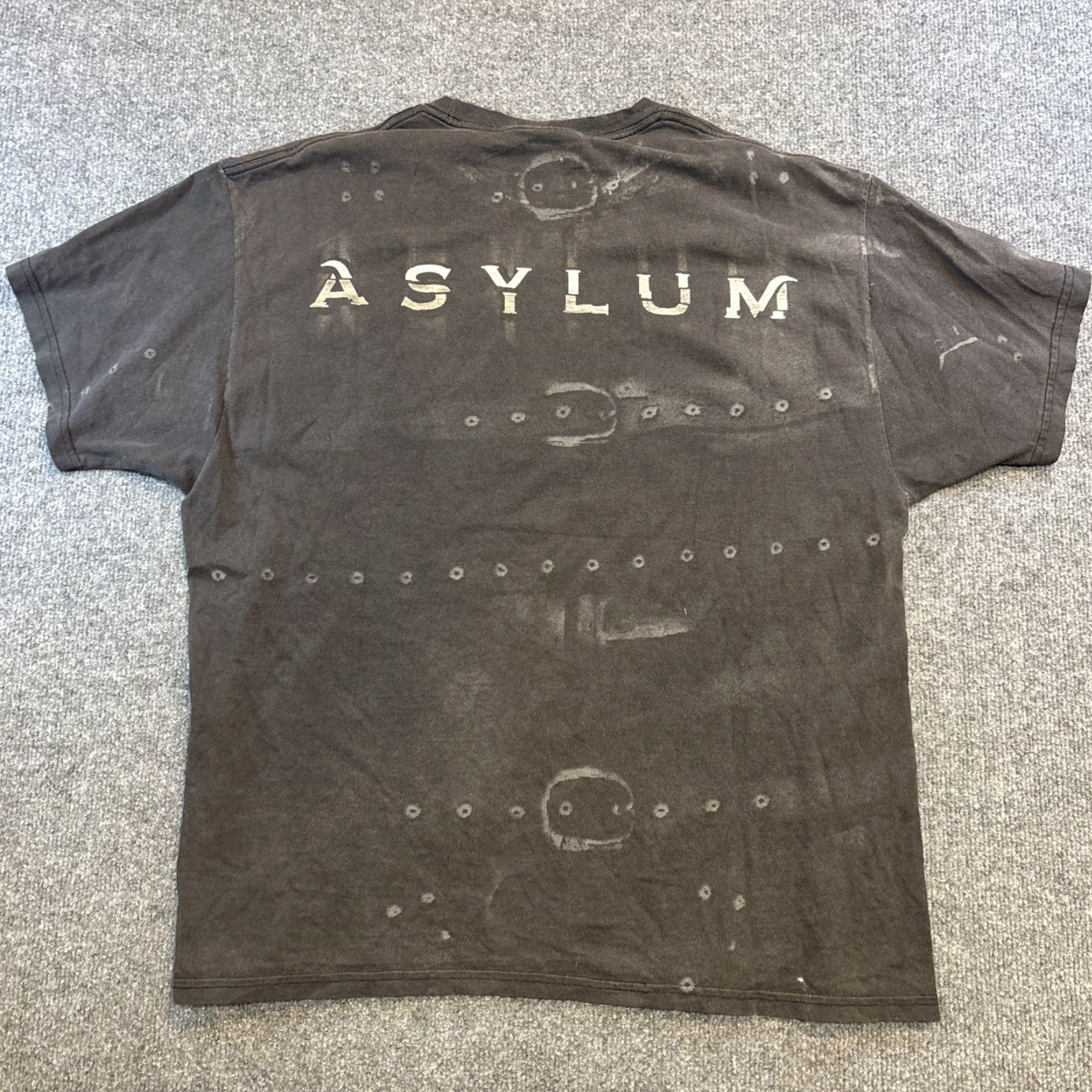 Hanes 2010 Disturbed Asylum Band T Shirt Hanes Black AOP Graphic XL Metal The Guy Mens XL Black Disturbed Asylum Band Shirt Hanes AOP Graphic XL Mens Size US XL / EU 56 / 4 - 6 Thumbnail