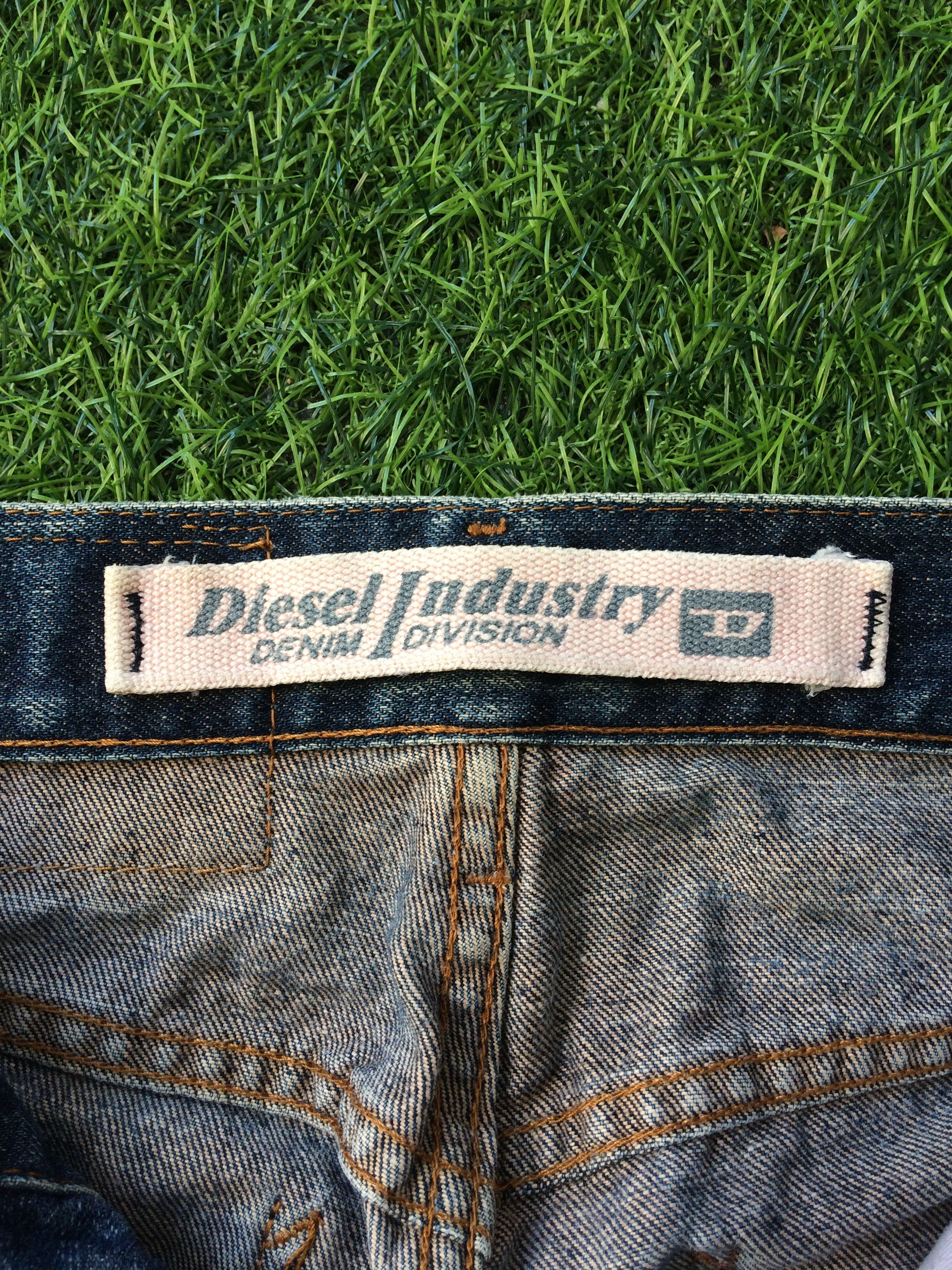Diesel × Japanese Brand Diesel Bootcut Flare Jean #D-649 Size 26" / US 2 / IT 38 - 10 Thumbnail