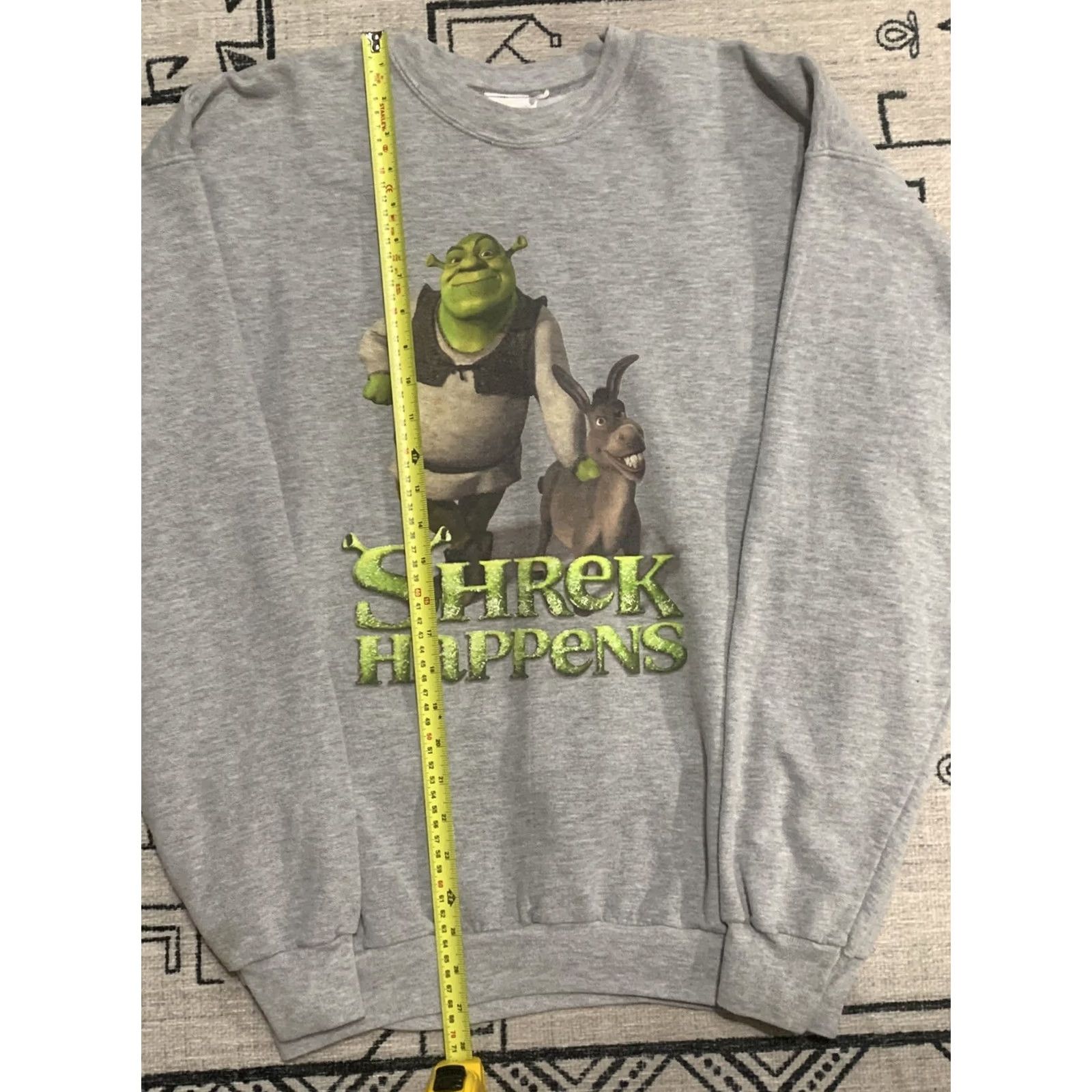 Vintage VINTAGE Shrek Happens Crewneck Sweatshirt L Gray Mens Sweatshirt Dreamworks Universal Puff Print University Theme Size US L / EU 52-54 / 3 - 4 Thumbnail