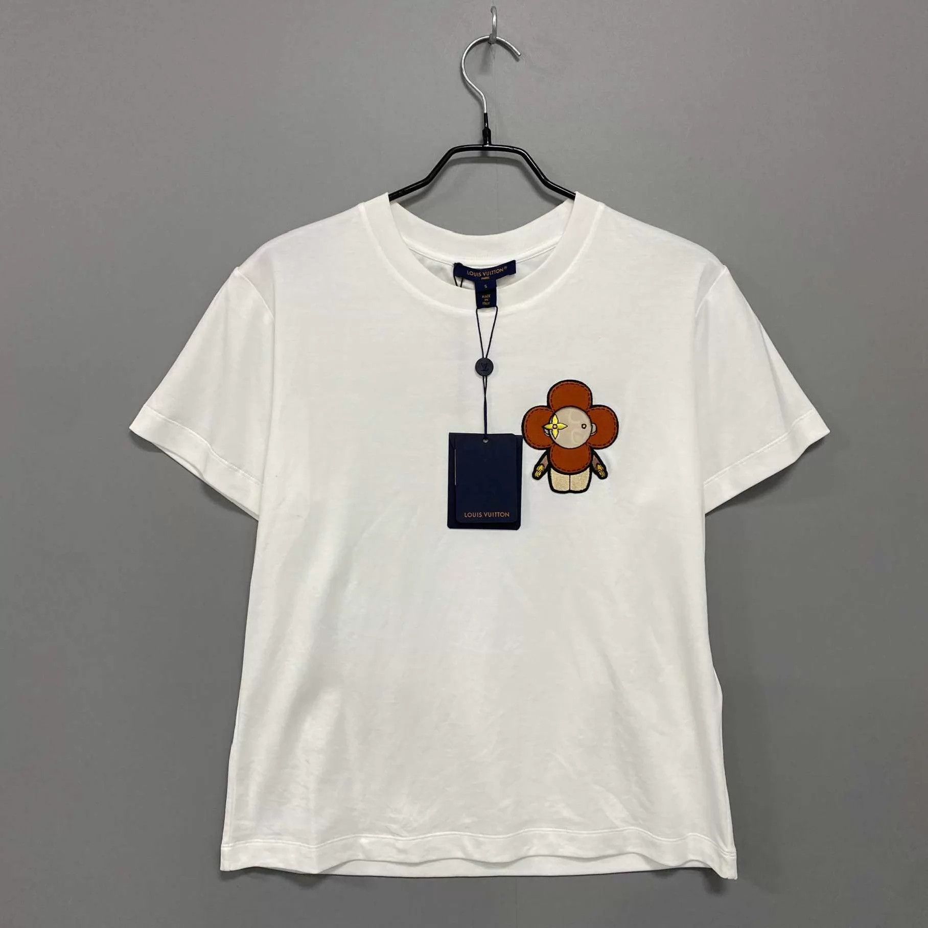 Louis Vuitton LV 26 Vivienne Embroidered Logo Short Tee S Size S / US 4 / IT 40 - 1 Thumbnail