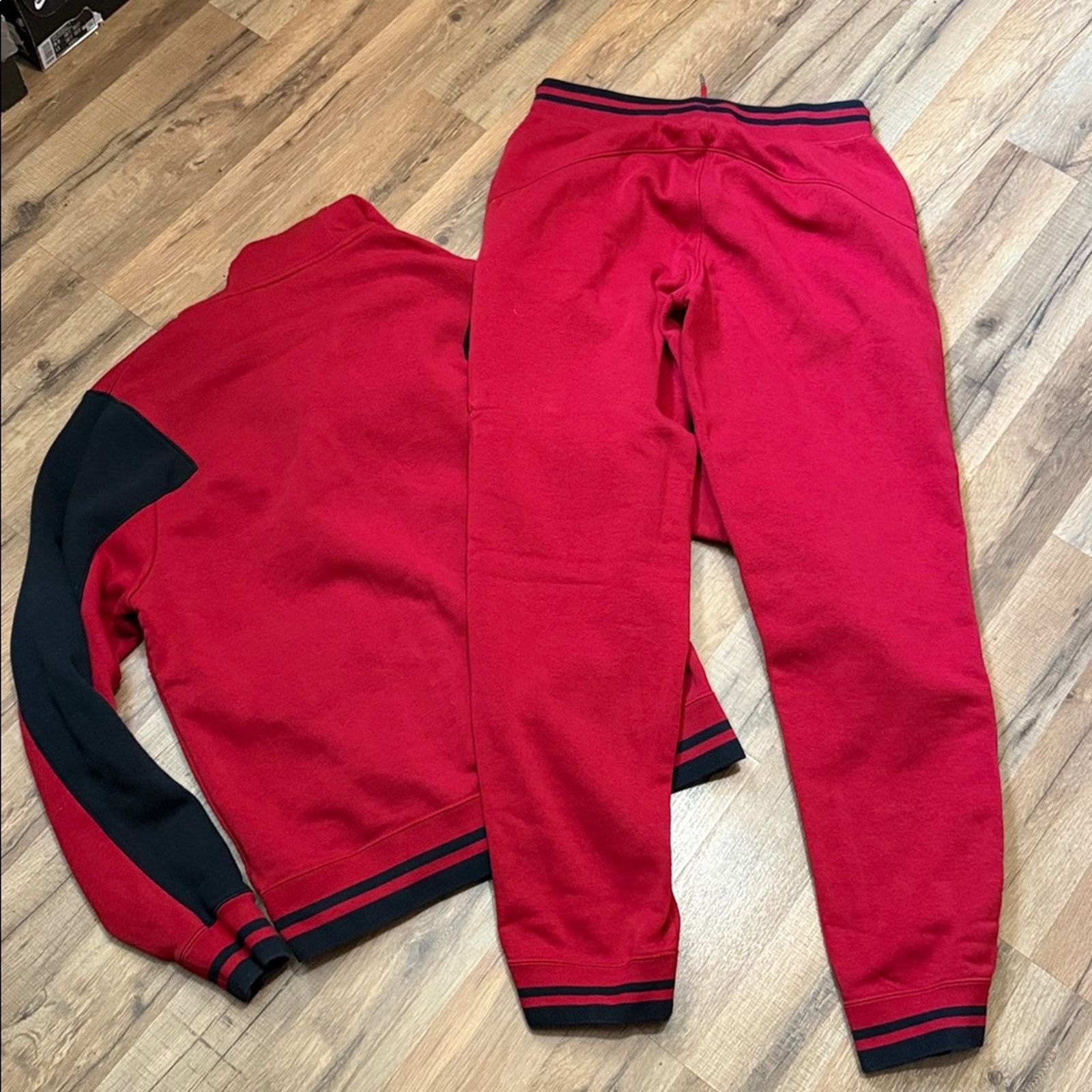 Jordan Brand Y2K Air Jordan Chicago Bred Hoodie Matching Set Sweatsuit Size US M / EU 48-50 / 2 - 10 Thumbnail