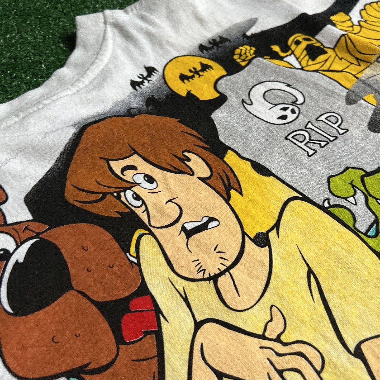 Vintage Scooby Dooby fashion Doo AOP T-Shirt Adult Size 3XL Cartoon Network Yellow USA