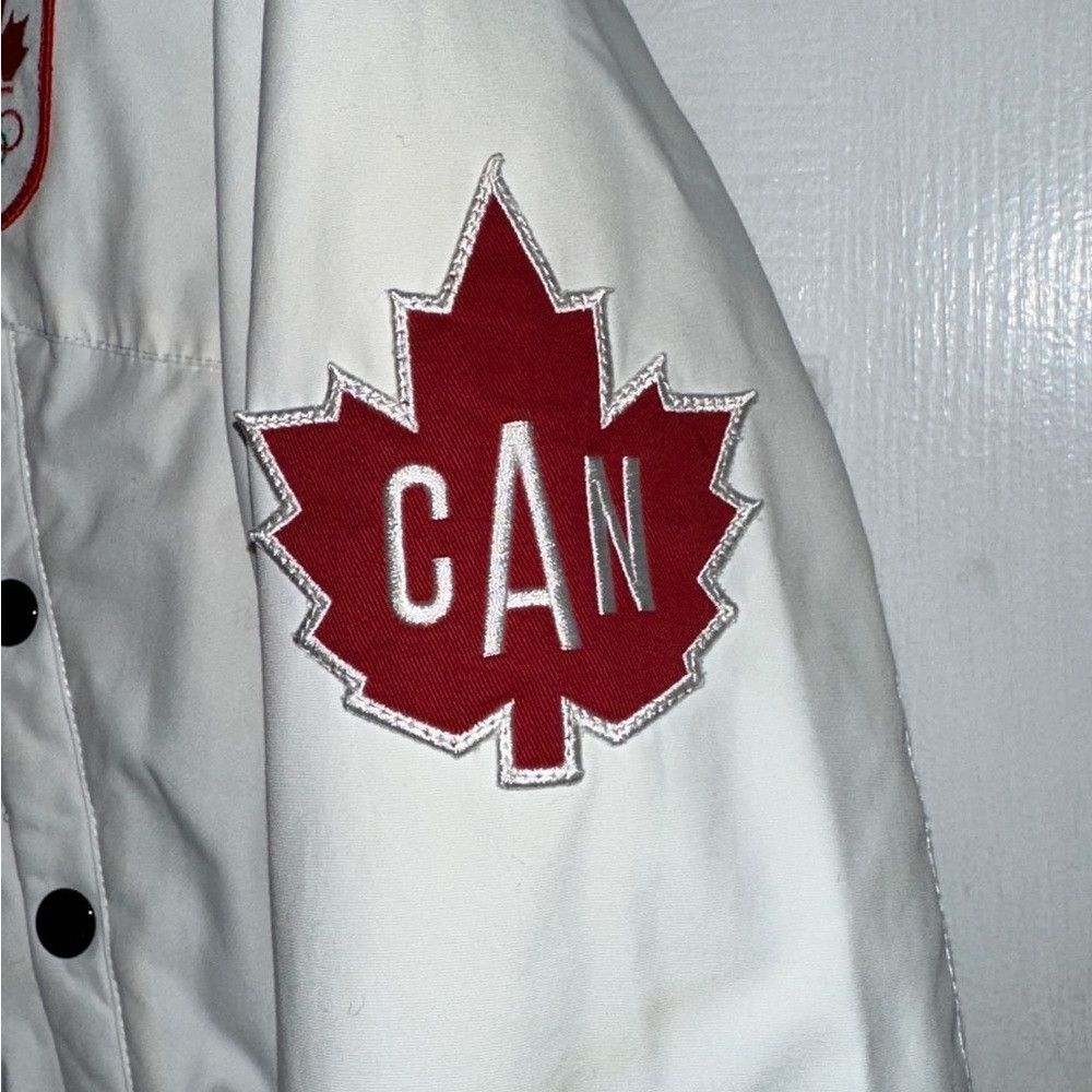 Hudsons Bay White Olympic Games jacket 2010 women's size S Size S / US 4 / IT 40 - 6 Thumbnail