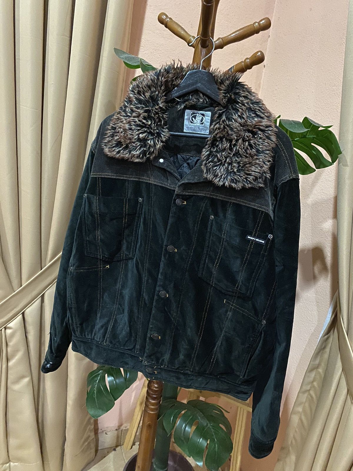 Body Glove Vintage Black Body Glove Corduroy Sherpa-Lined Jacket Size US M / EU 48-50 / 2 - 2 Thumbnail