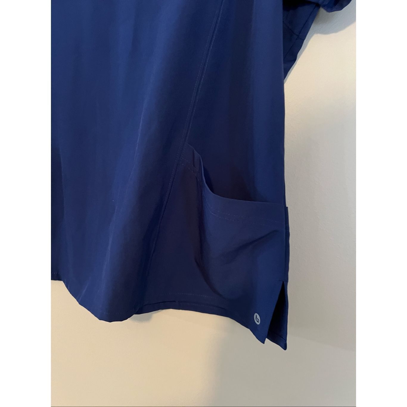 Other Barco One Blue Scrub Top Woman’s Size XL FLAWED-MARKS Size XL / US 12-14 / IT 48-50 - 2 Thumbnail