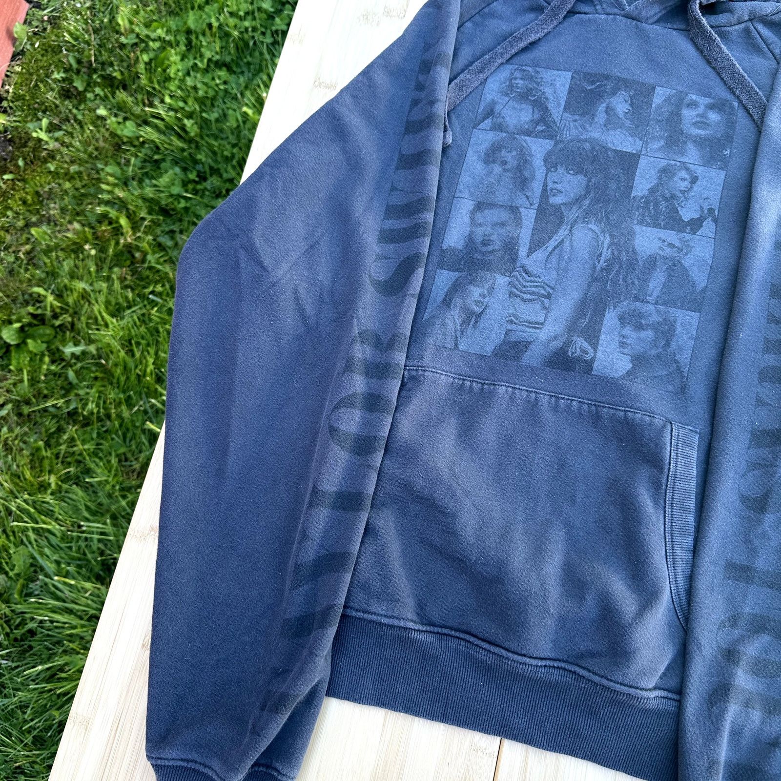 Japanese Brand Taylor Swift Eras Tour Hoodie Size Large Taylor Swift Hoodie Size US L / EU 52-54 / 3 - 4 Thumbnail