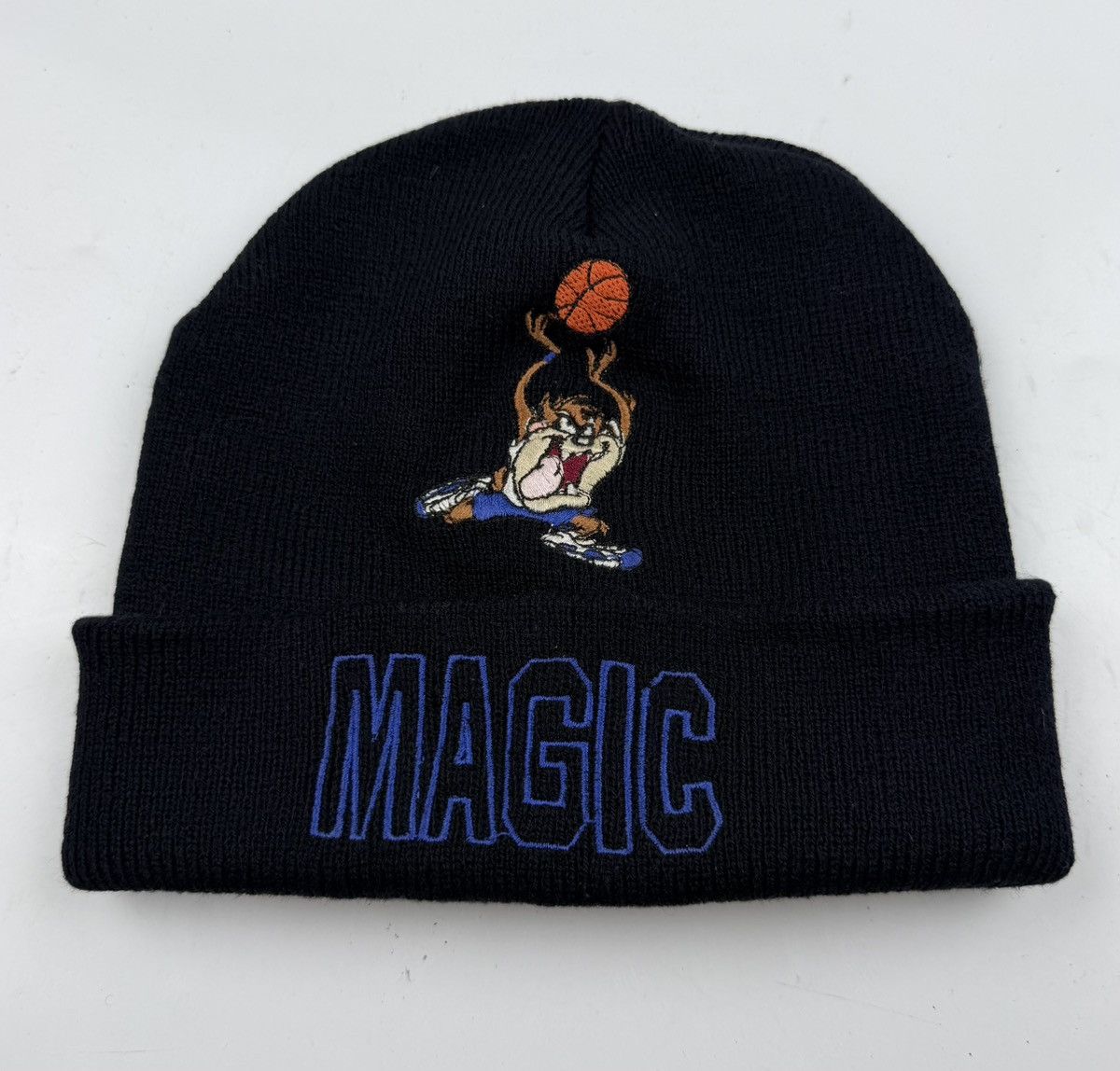 Warner Bros looney tunes Tasmanian devil beanie hat tc52 Size ONE SIZE - 4 Thumbnail