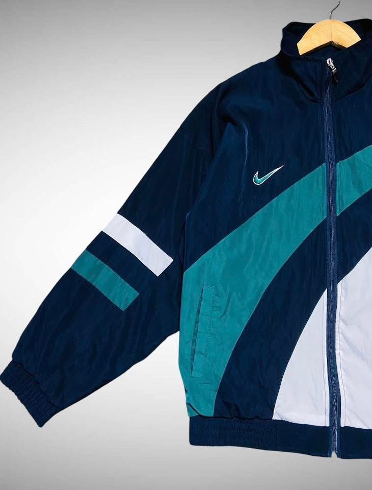 Nike 🔥VTG NIKE PREMIER 90s SWOOSH NYLON JACKET Size US L / EU 52-54 / 3 - 4 Thumbnail