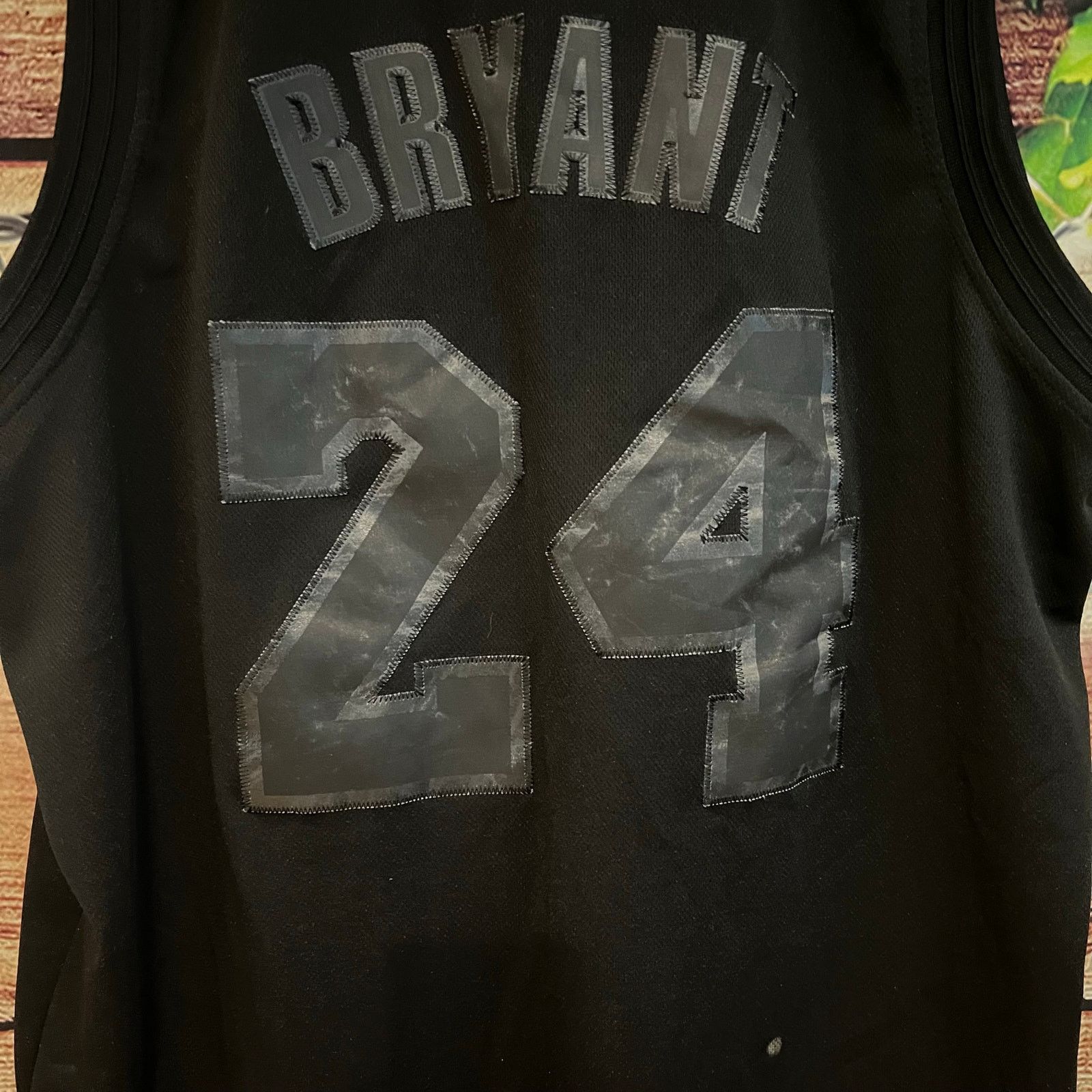 Adidas Rare Lakers Kobe Bryant #24 Swingman Blackout Jersey Adidas Size US L / EU 52-54 / 3 - 6 Thumbnail