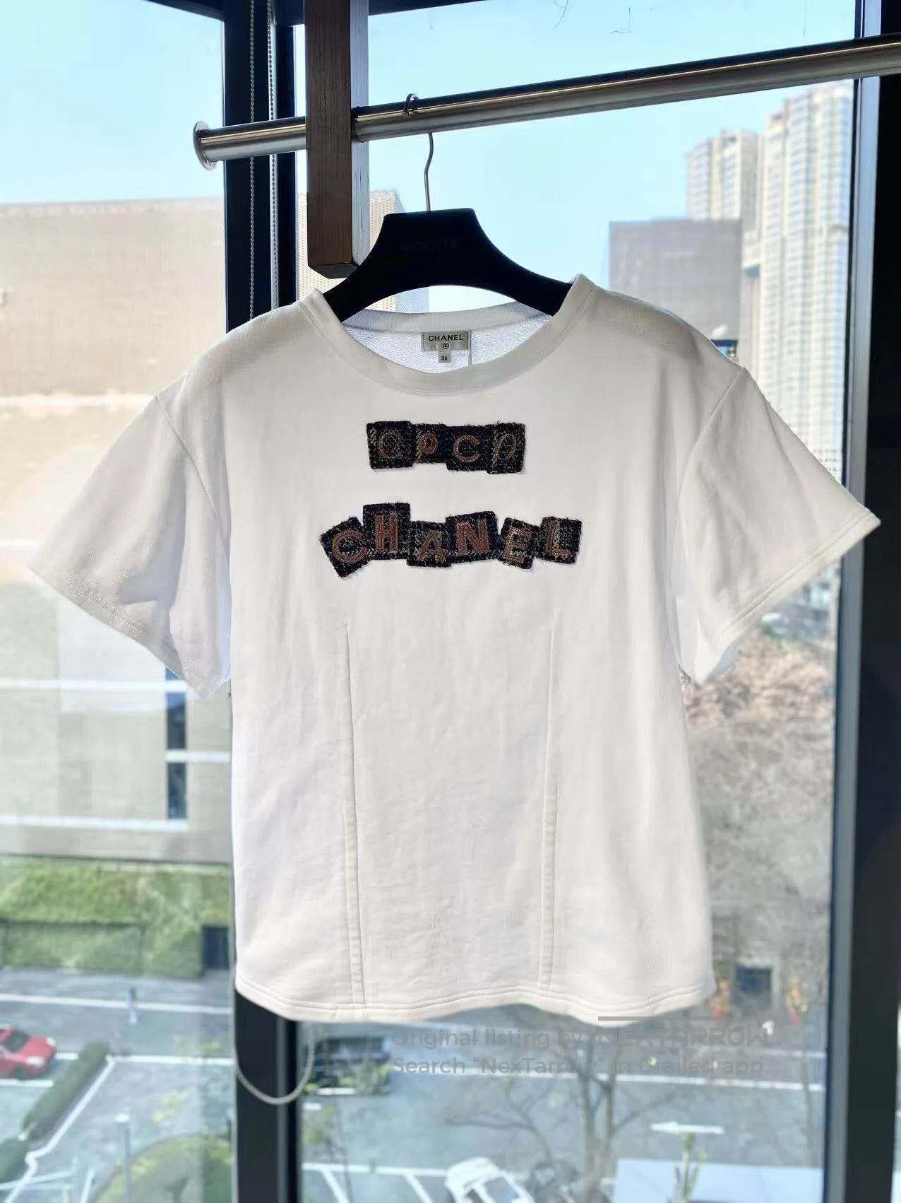Chanel Chanel Embroidered patch white short sleeves| Size XXS / US 00 / IT 34 - 2 Thumbnail