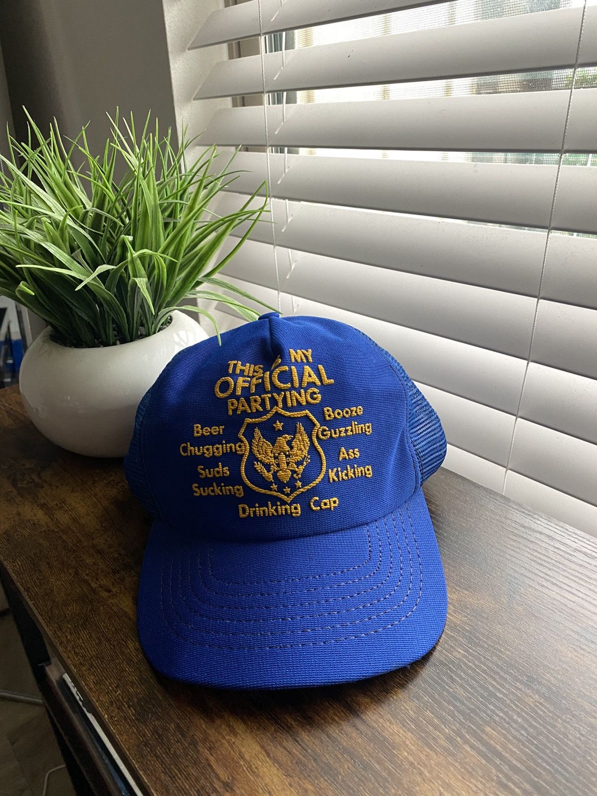 Vintage Vintage 80s Party Beer Drinking Trucker Hat Size ONE SIZE - 1 Thumbnail