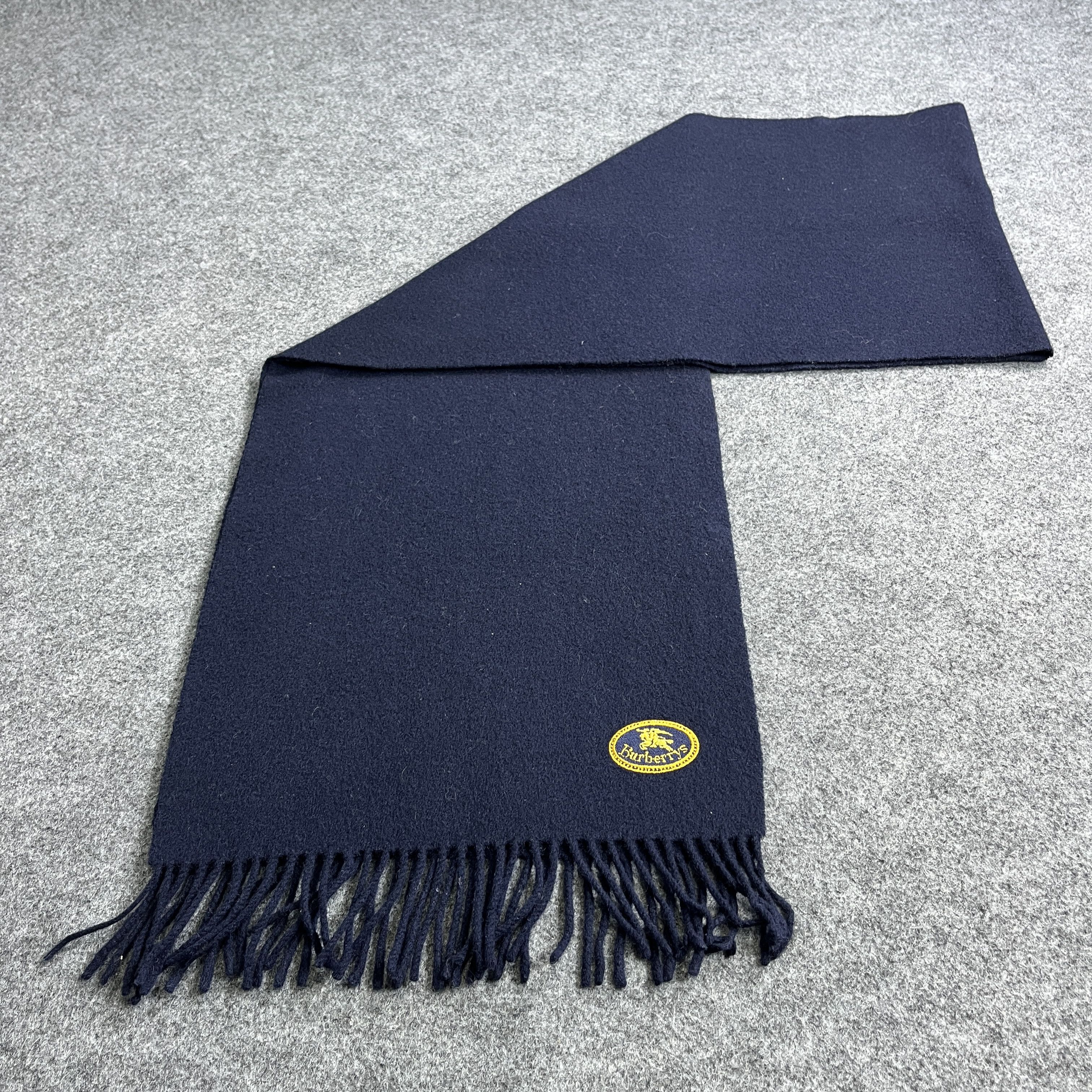 Burberry Burberrys Scarf / Muffler / Neckwear T1514 Size ONE SIZE - 4 Thumbnail