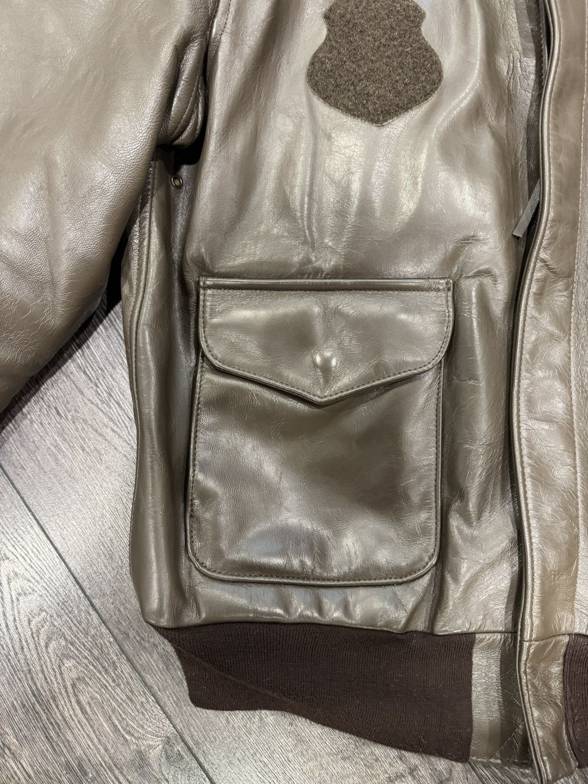 Cockpit USA Horsehide leather jacket Cockpit USA A-2 Flight Jacket 2007 Size US XL / EU 56 / 4 - 6 Thumbnail
