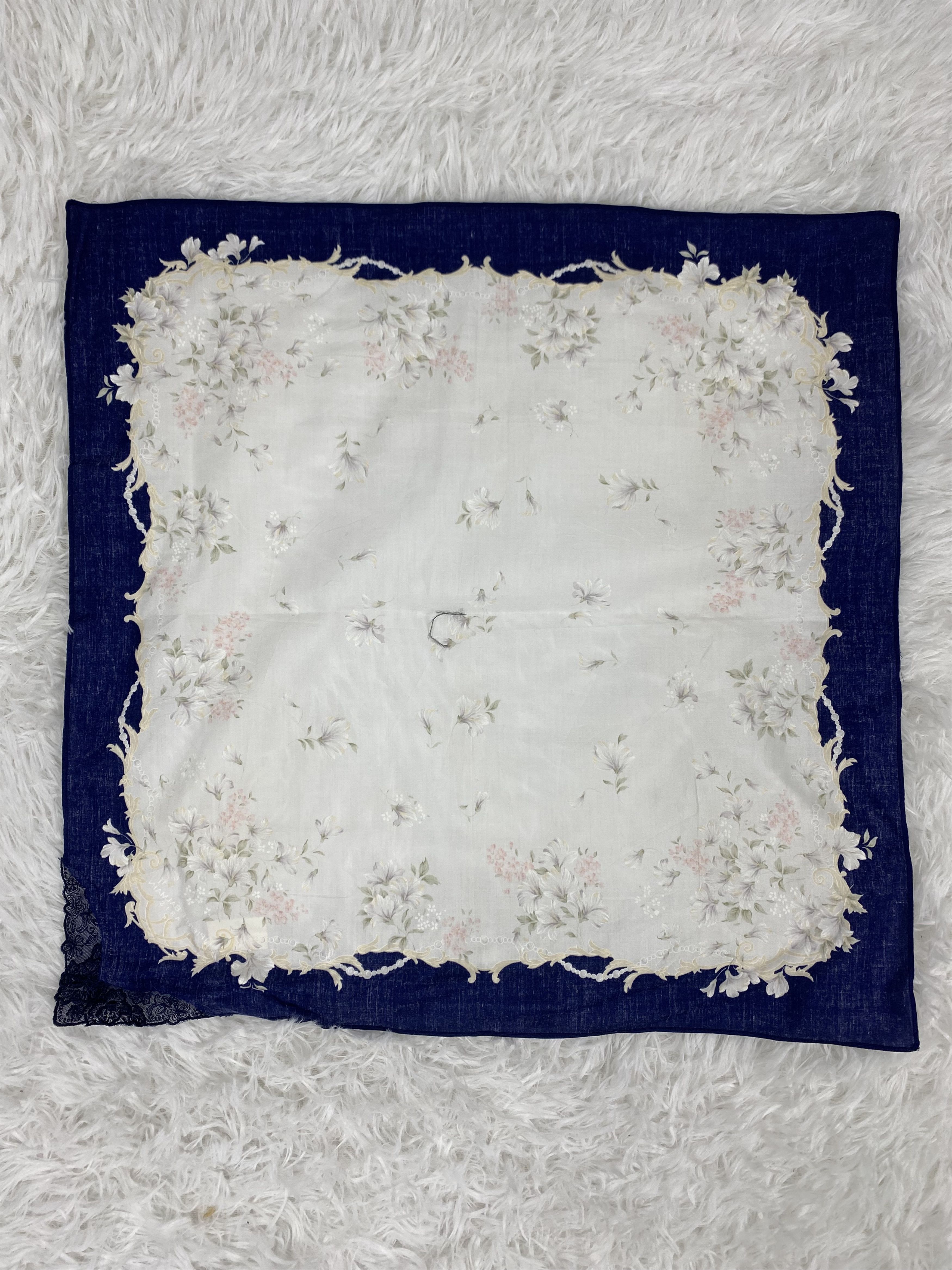 Pierre Balmain Vintage Pierre Balmain Handkerchief PH0157 Size ONE SIZE - 5 Thumbnail