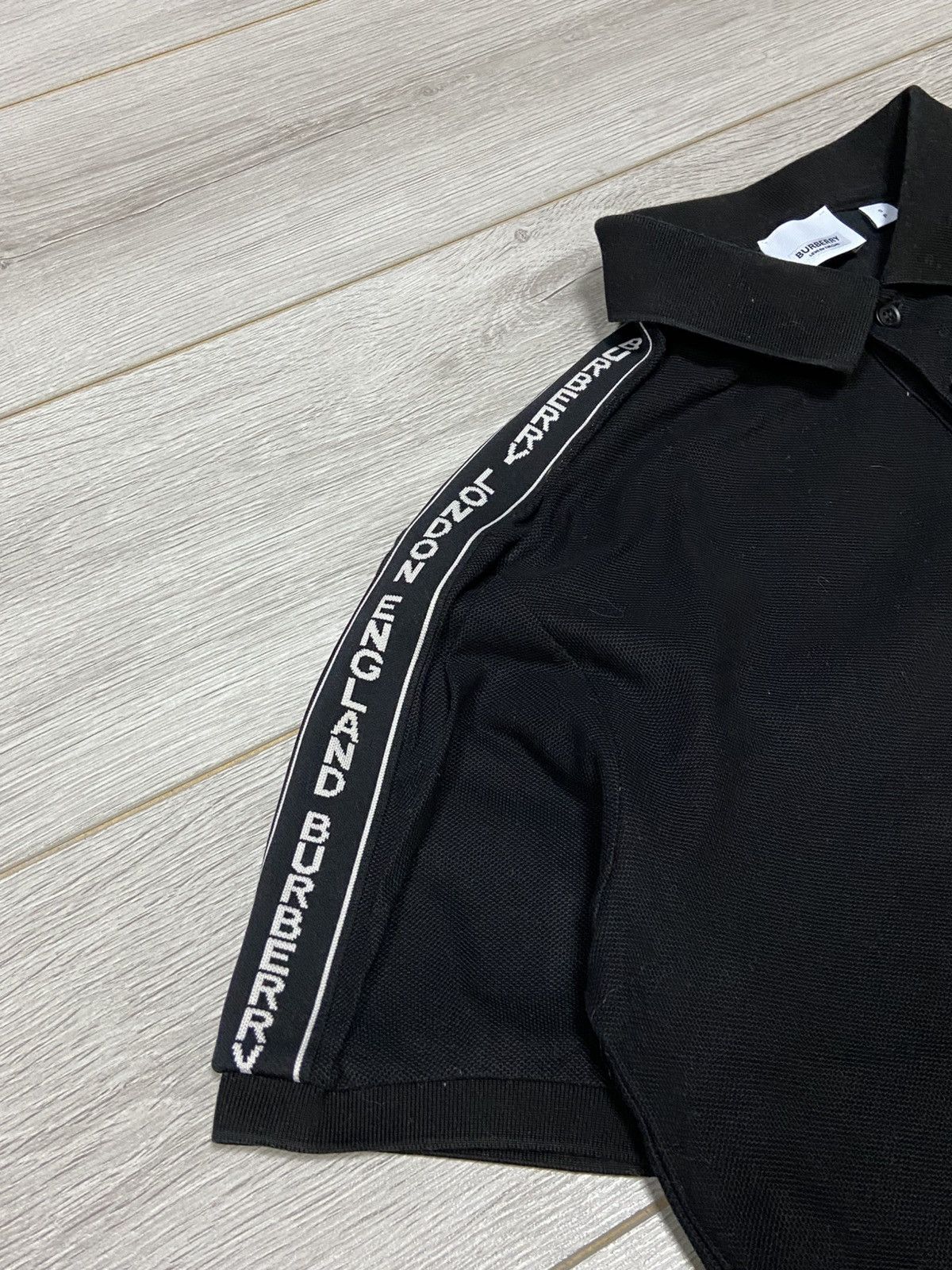 Burberry Burberry London England Logo monogram Polo nova check Size US M / EU 48-50 / 2 - 4 Thumbnail