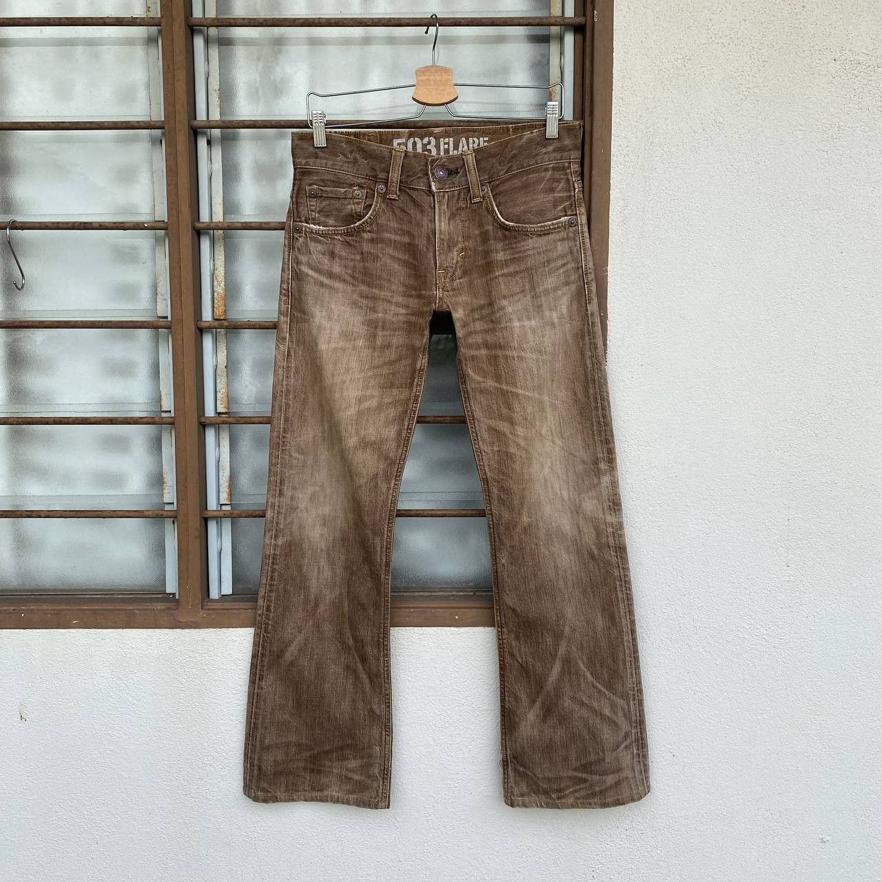 Edwin × Vintage FLARED VINTAGE EDWIN BLUETRIP JAPAN BROWNCLAWMARK DISTRESSED Size US 28 / EU 44 - 1 Thumbnail