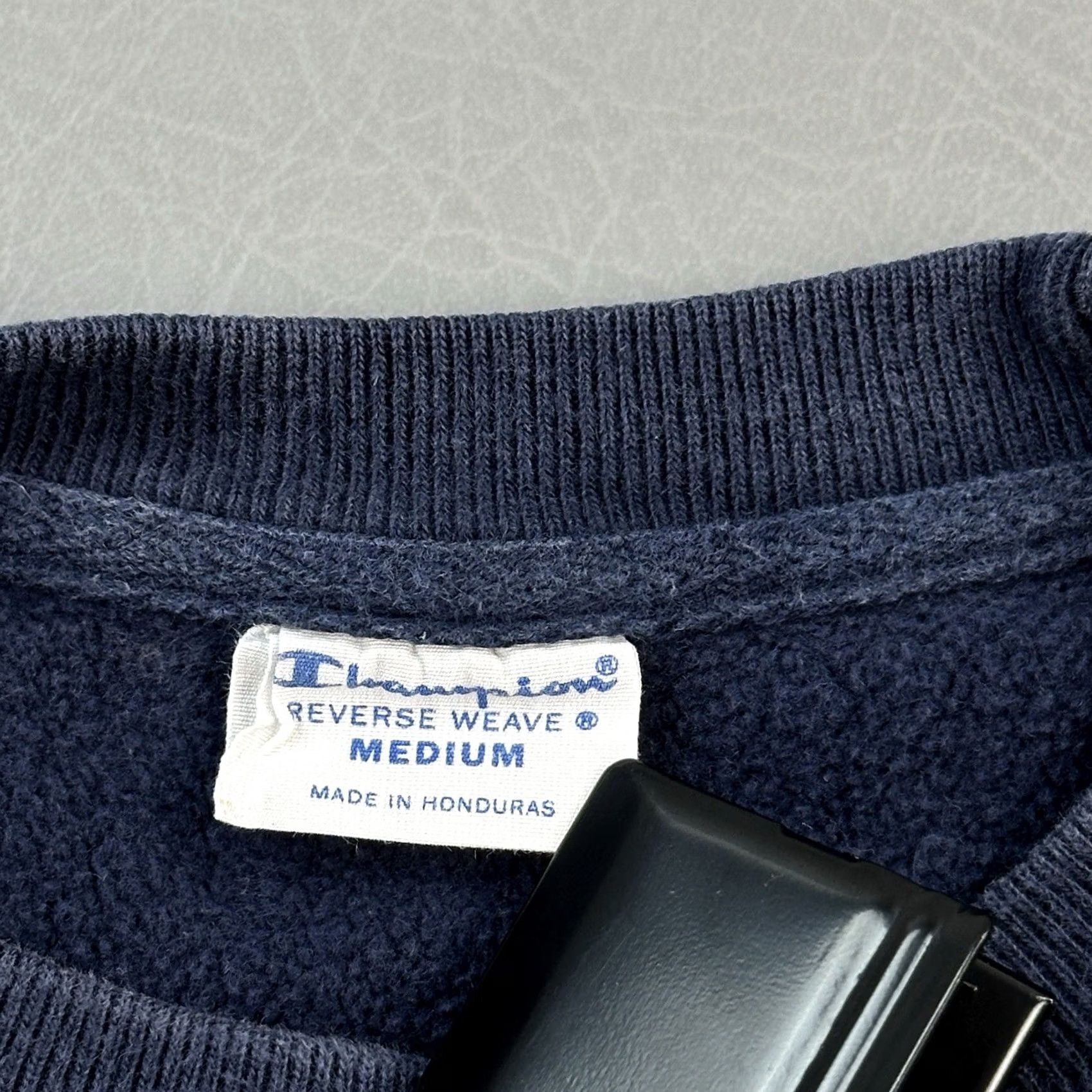 Champion VINTAGE Champion Reverse Weave Sweatshirt Mens M Heavyweight Pullover Blue 90s Retro USA Logo Embroidered Size US M / EU 48-50 / 2 - 5 Thumbnail