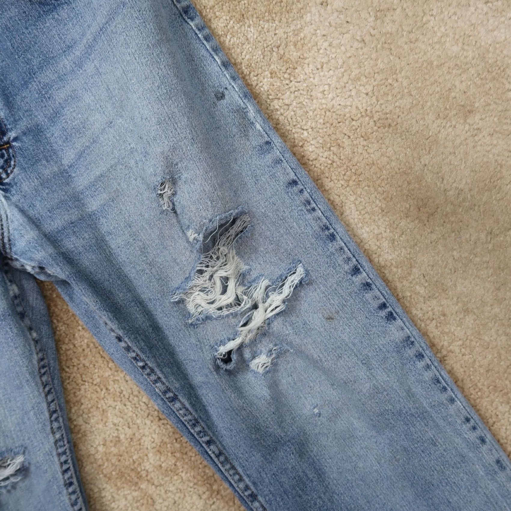 Wrangler Wrangler Jeans Men’s 34x30 Regular Straight Denim Distressed Blue Cotton 5-Pocket Wrangler Straight Size US 34 / EU 50 - 3 Thumbnail