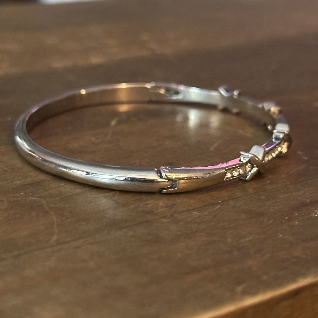 Other Silver tone rhinestone hugs & kisses hinged bangle bracelet Size ONE SIZE - 7 Thumbnail