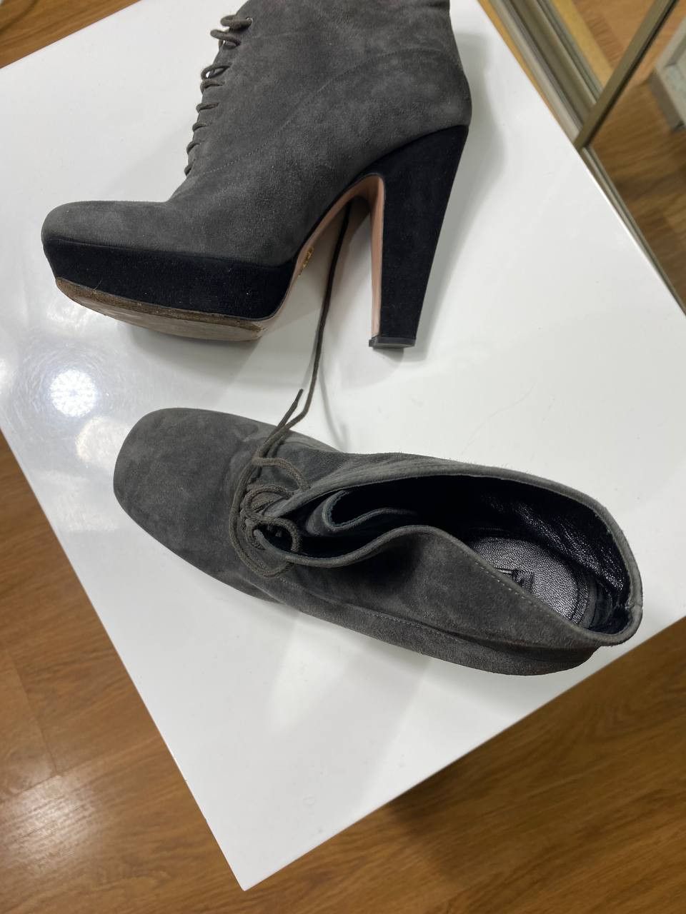 Prada VINTAGE PRADA BOOTS WOMENS SIZE 40 Size US 9 / IT 39 - 13 Thumbnail
