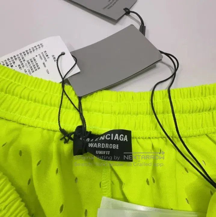 Balenciaga Balenciaga Men's Green Sports Mesh Shorts. Size US 27 - 1 Thumbnail
