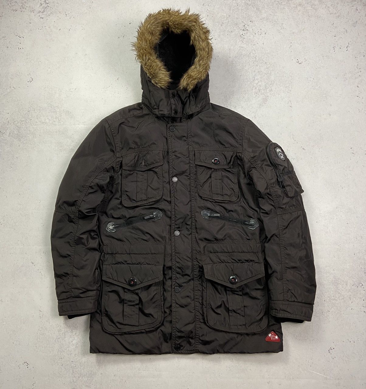 image of Outdoor Life x Tommy Hilfiger Vintage Tommy Hilfiger 85 Cargo Jacket Outdoor Gorpcore Y2K in Brown 