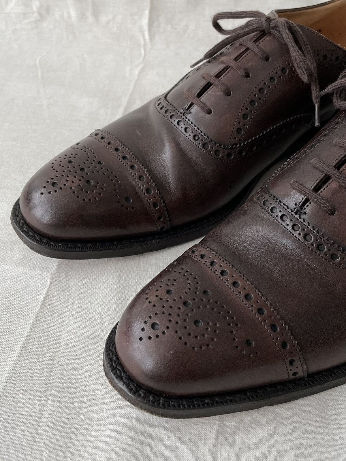 Church's Church's Diplomat Oxford Brogue Custom Grade Made in England Size US 10 / EU 43 - 7 Thumbnail