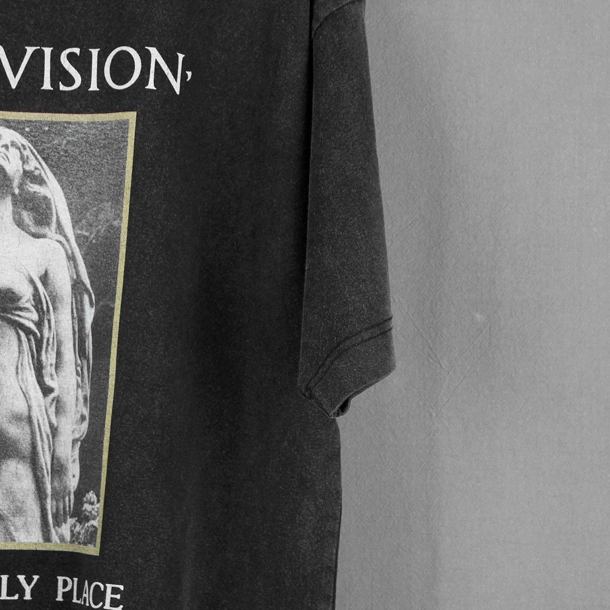 Other 80s Division Rock T Shirt Size US XL / EU 56 / 4 - 2 Thumbnail
